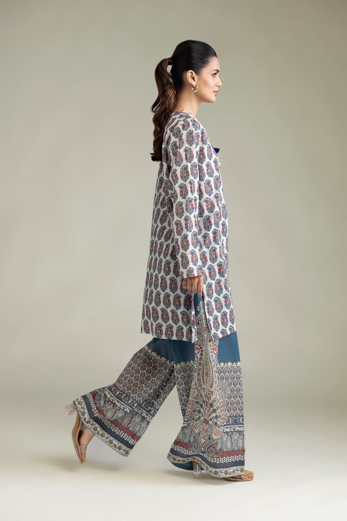 Printed Lawn Fabrics 2 Piece | Top and Bottom - A22-26-214FH1-VG