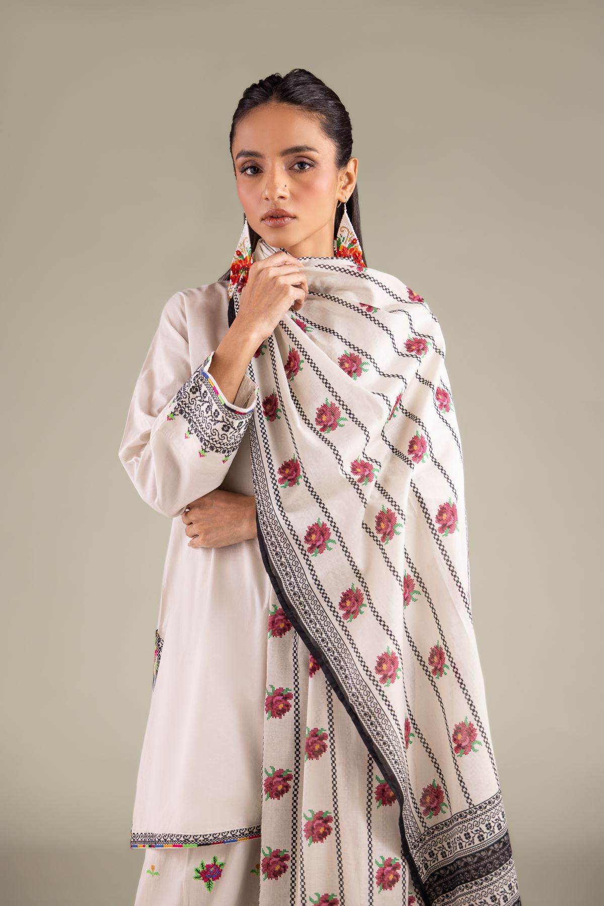 Embroidered Lawn Draped Tassel Dupatta - 1-26-146-A-H-VG