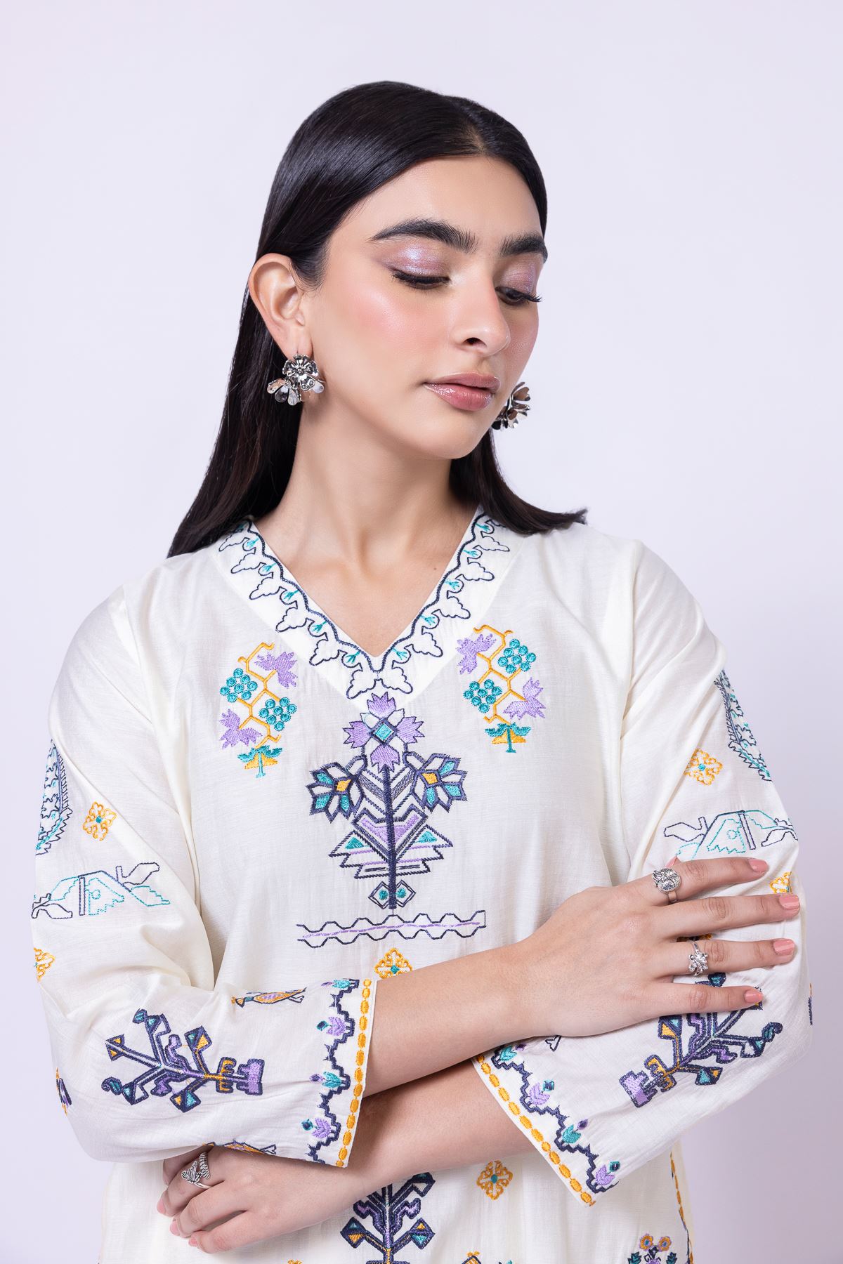 Embroidered Raw Silk Kurta - 1001904070