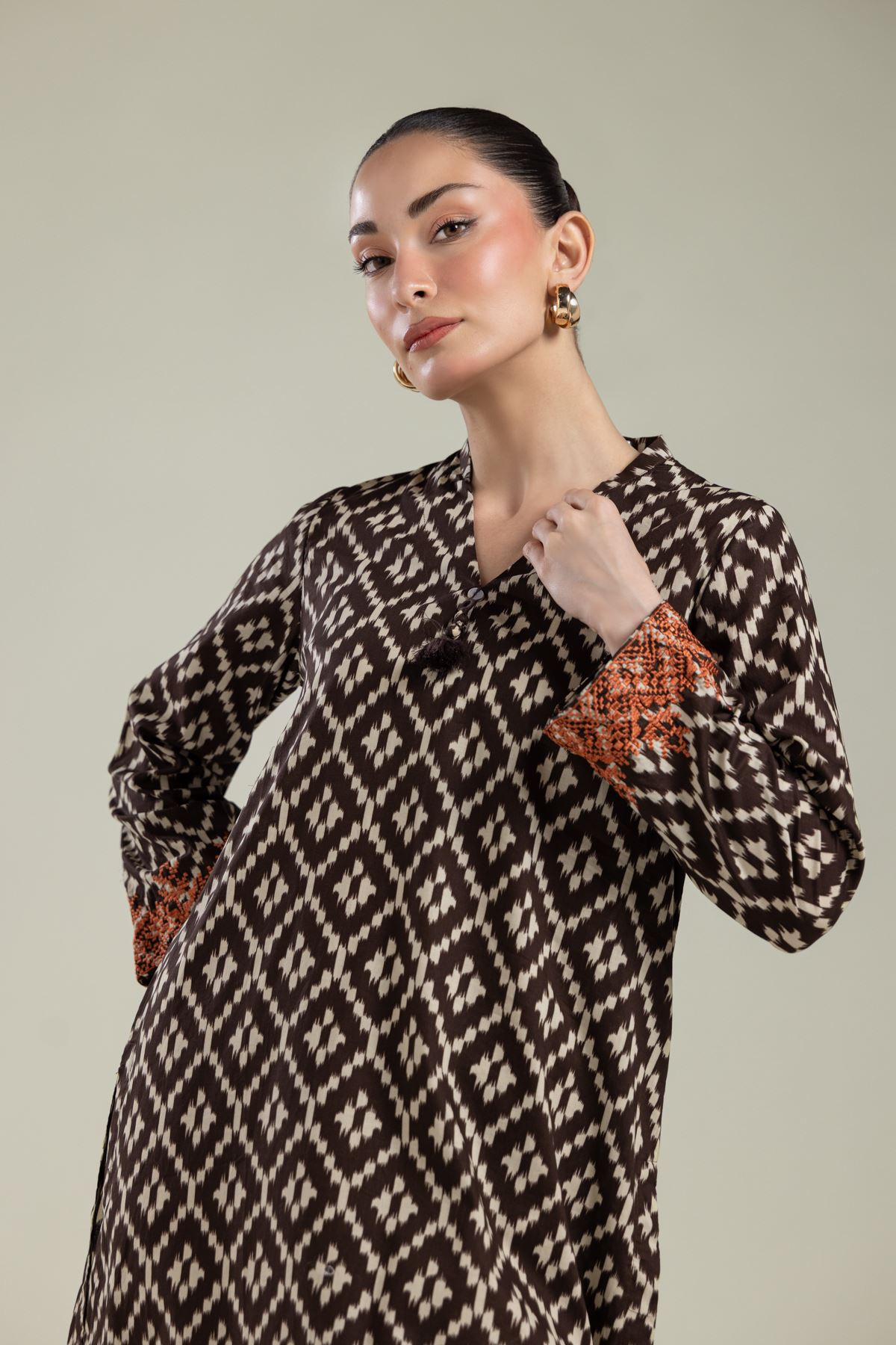 Embroidered Cambric Long Cambric Kurta - 1-26-134-A-F-VG