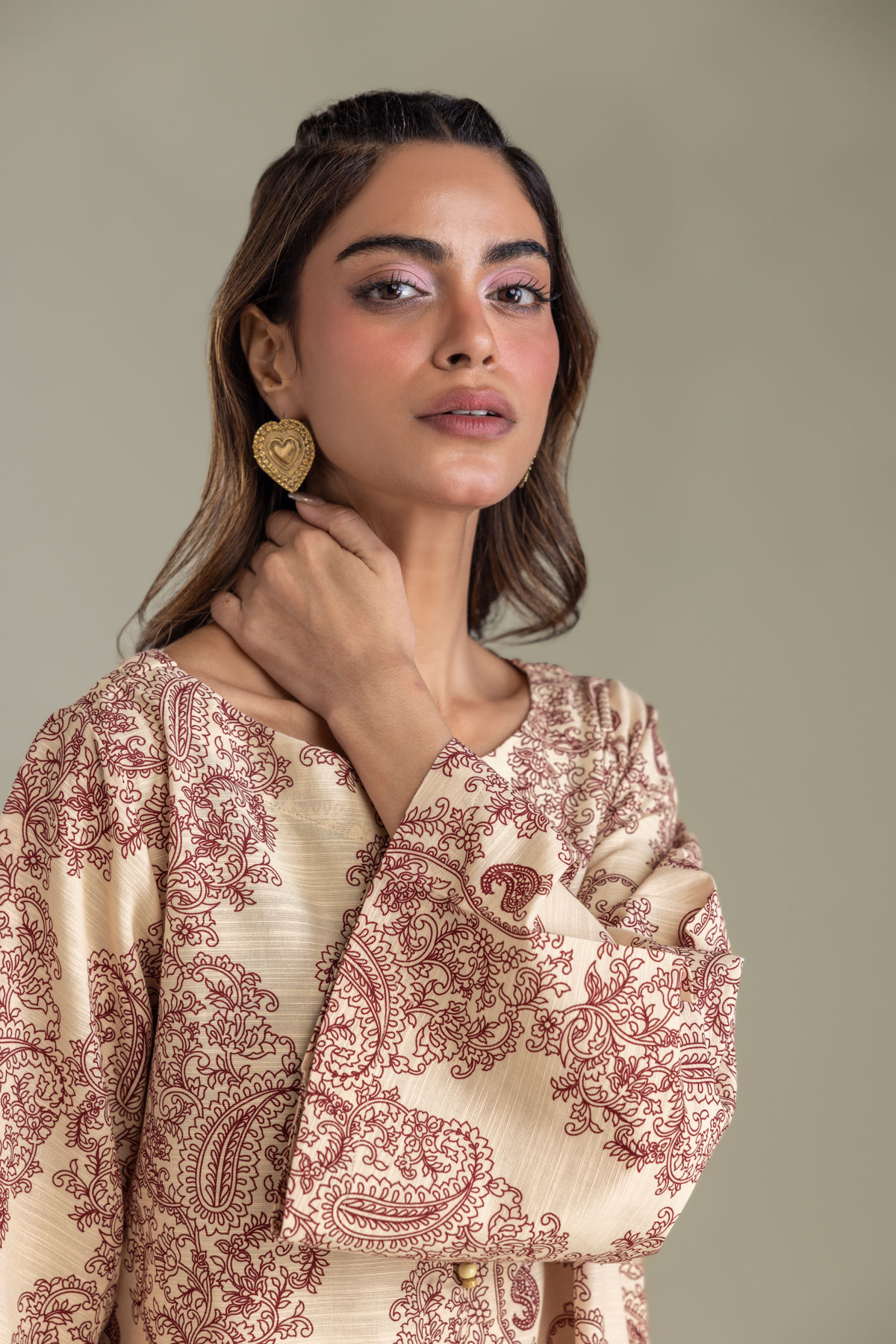 Printed Light Khaddar Tailored 1 Piece - 2-26-202-A-D-VG