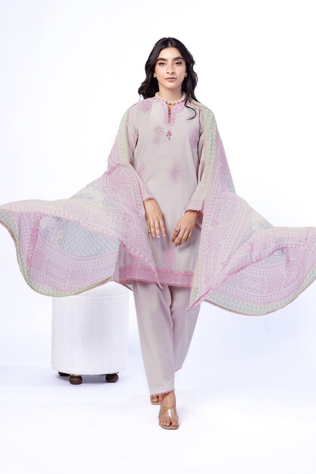 Embroidered Cotton Dobby Tailored 3 Piece - T-A22-26-109FJ2-VG