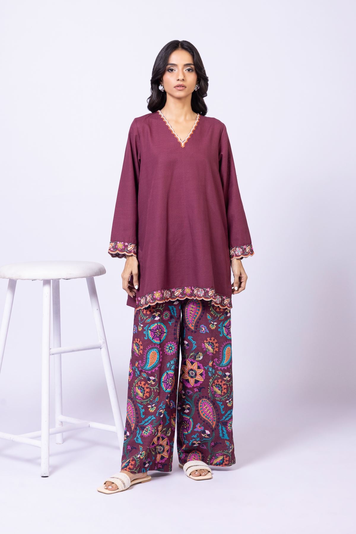 Embroidered Khaddar Kurta - 25-09-12E2-01TA-VG