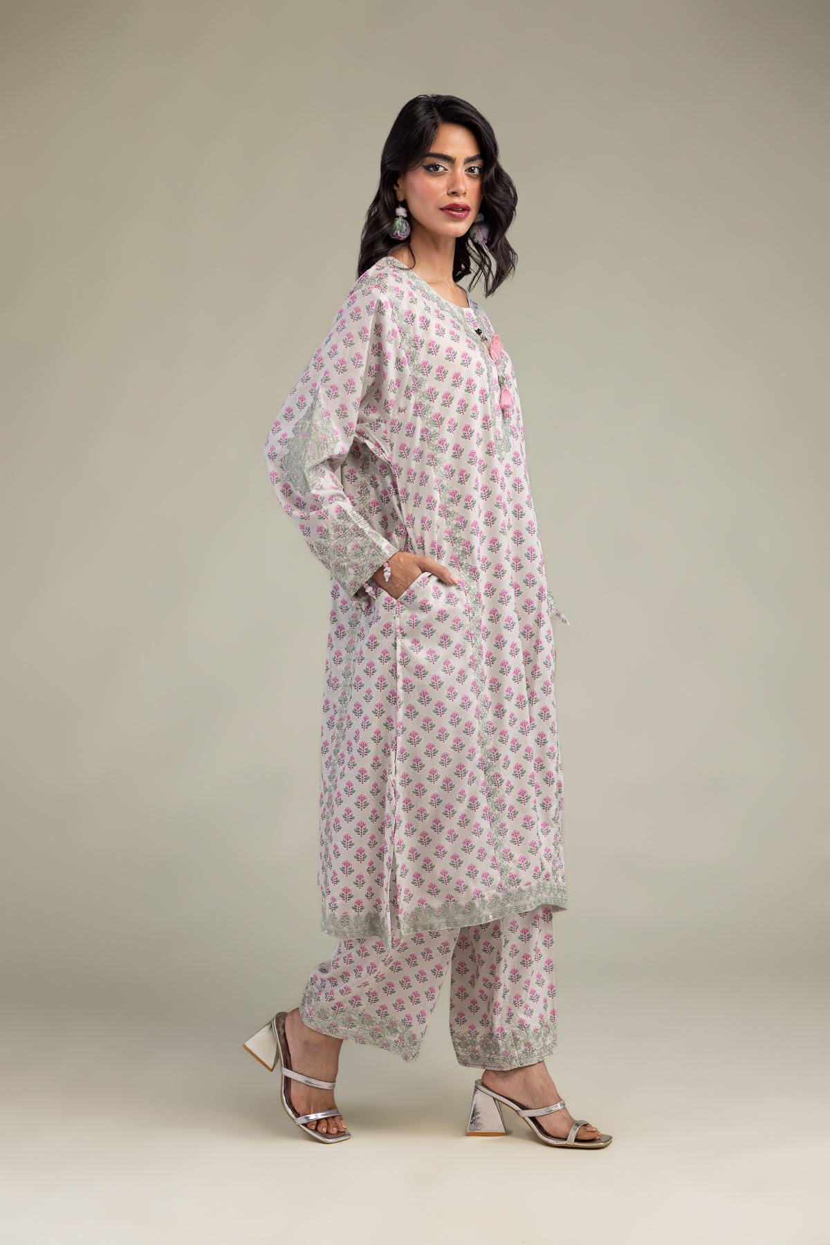 Embroidered Raw Silk Floral Silk Pants - 1-26-102-A-F-VG