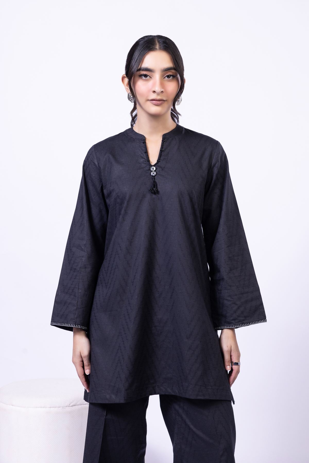 Dyed Jacquard Kurta - 25-09-9S1-07TB-VG