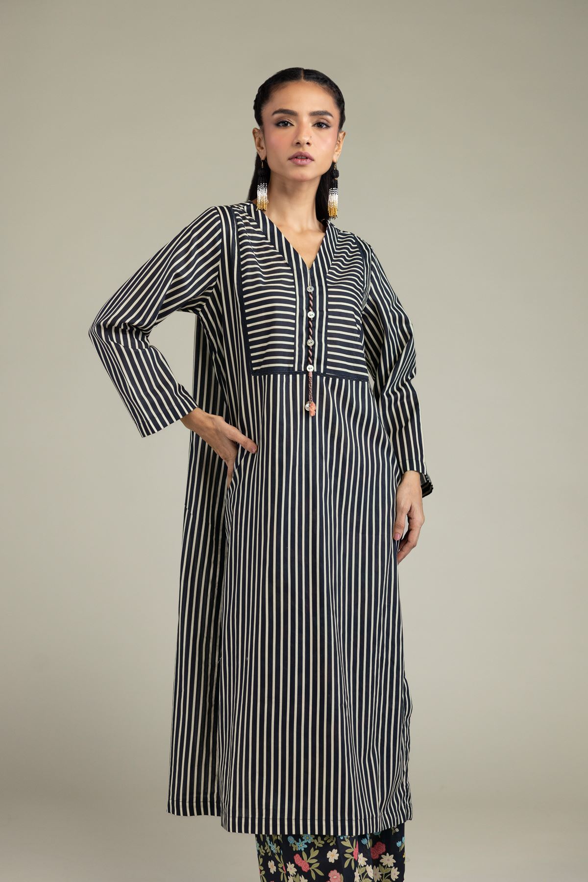 Printed Cambric V-Neck Longline Kurta - 1-26-205-A-F1-VG