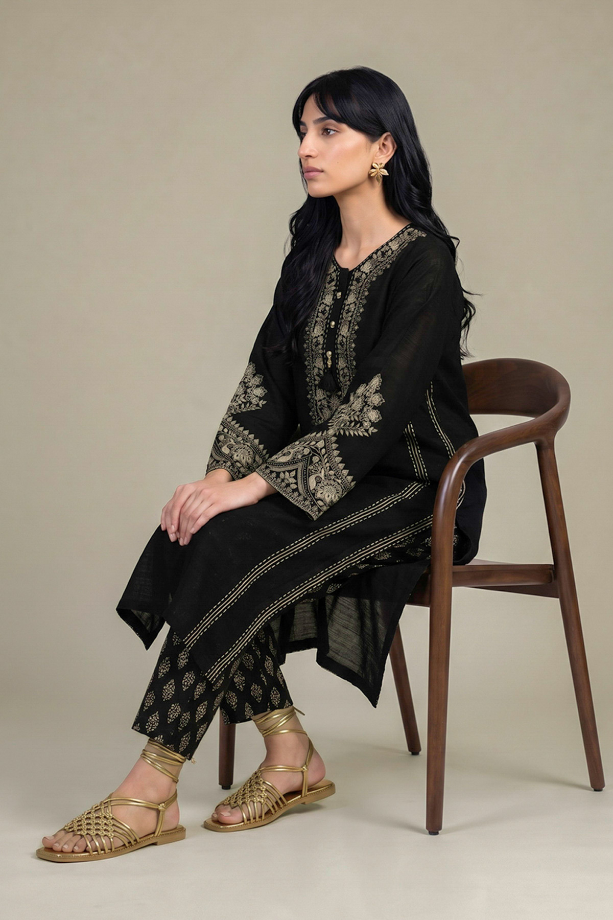 Printed Light Khaddar Black Khaddar Kurta - 2-26-308-A-G1-VG