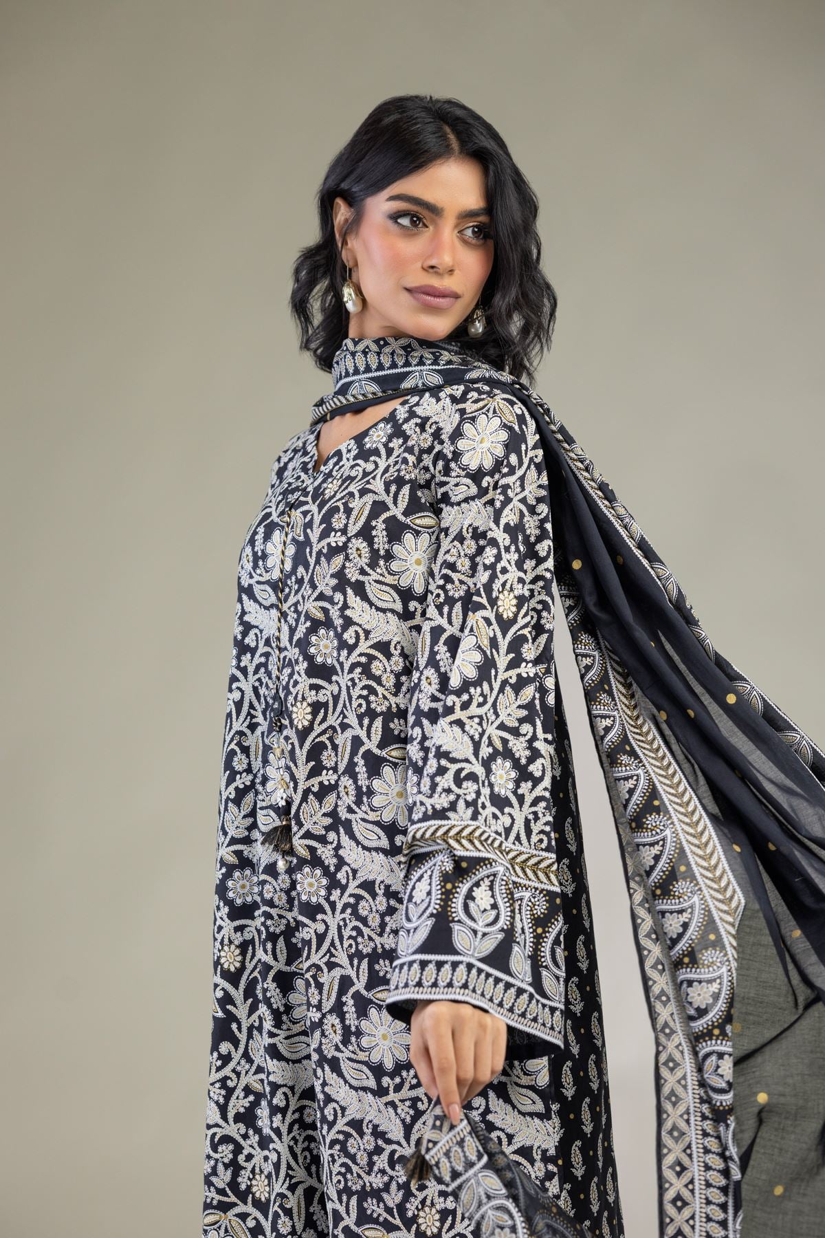 Printed Lawn Tailored 3-piece Lawn - 1-26-102-A-F-VG
