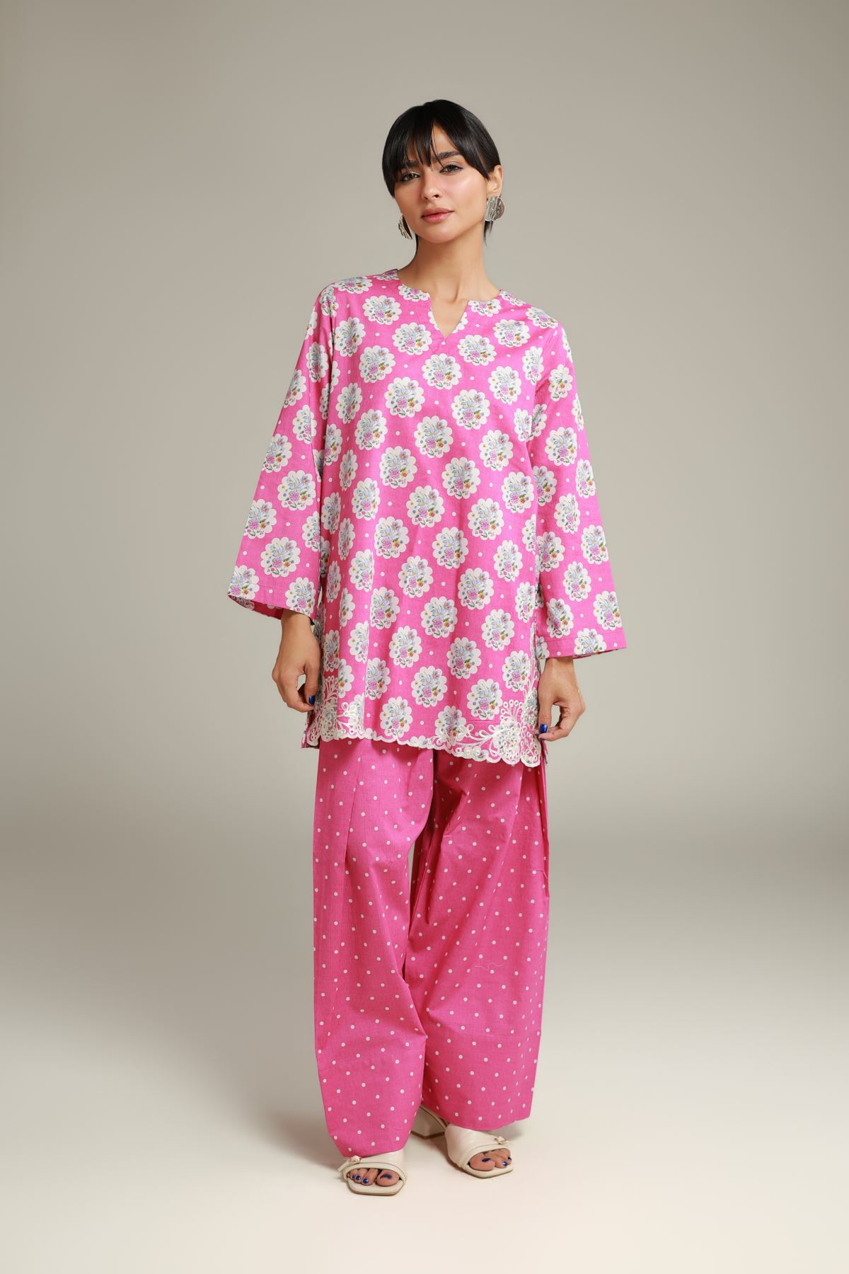 Embroidered Cotton Dobby Floral Pink Kurta - 26-02-1E13-02TA-VG