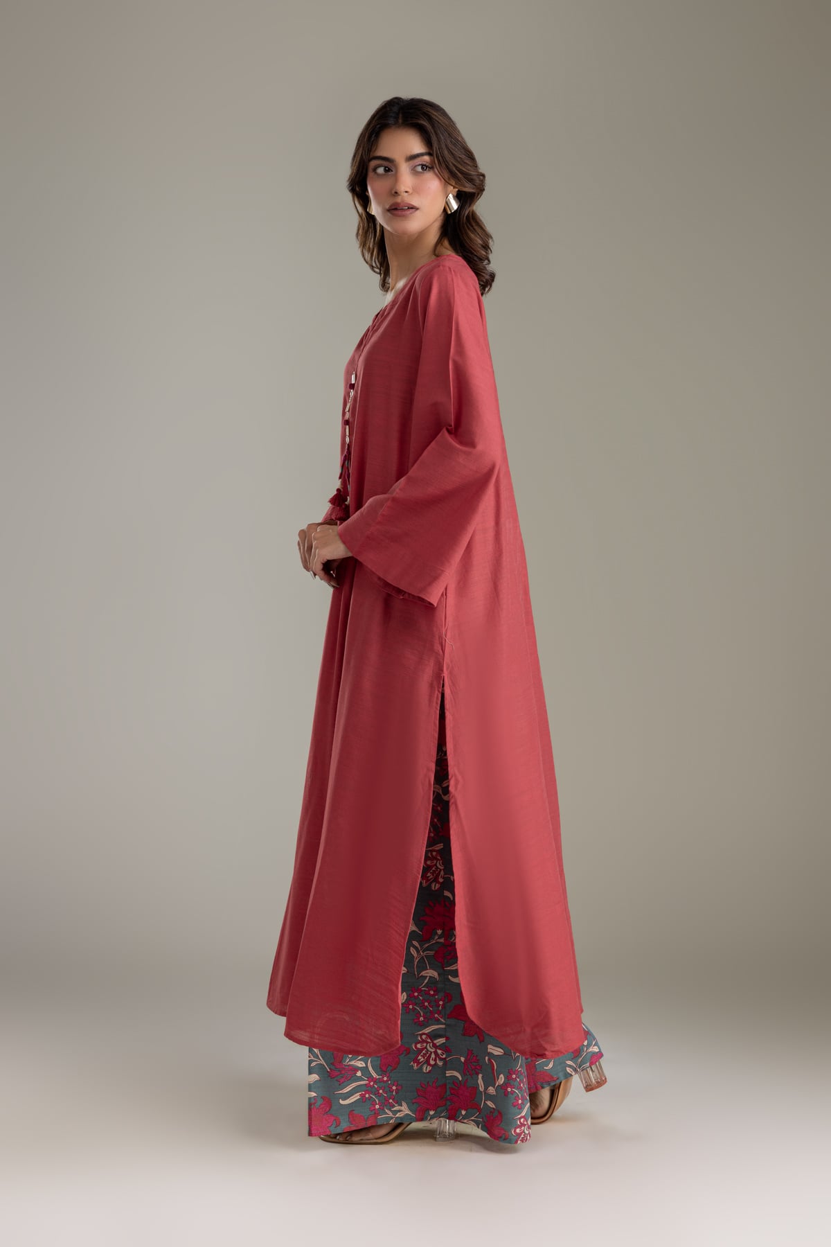Printed Light Khaddar Pants - 2-26-202-A-D-VG