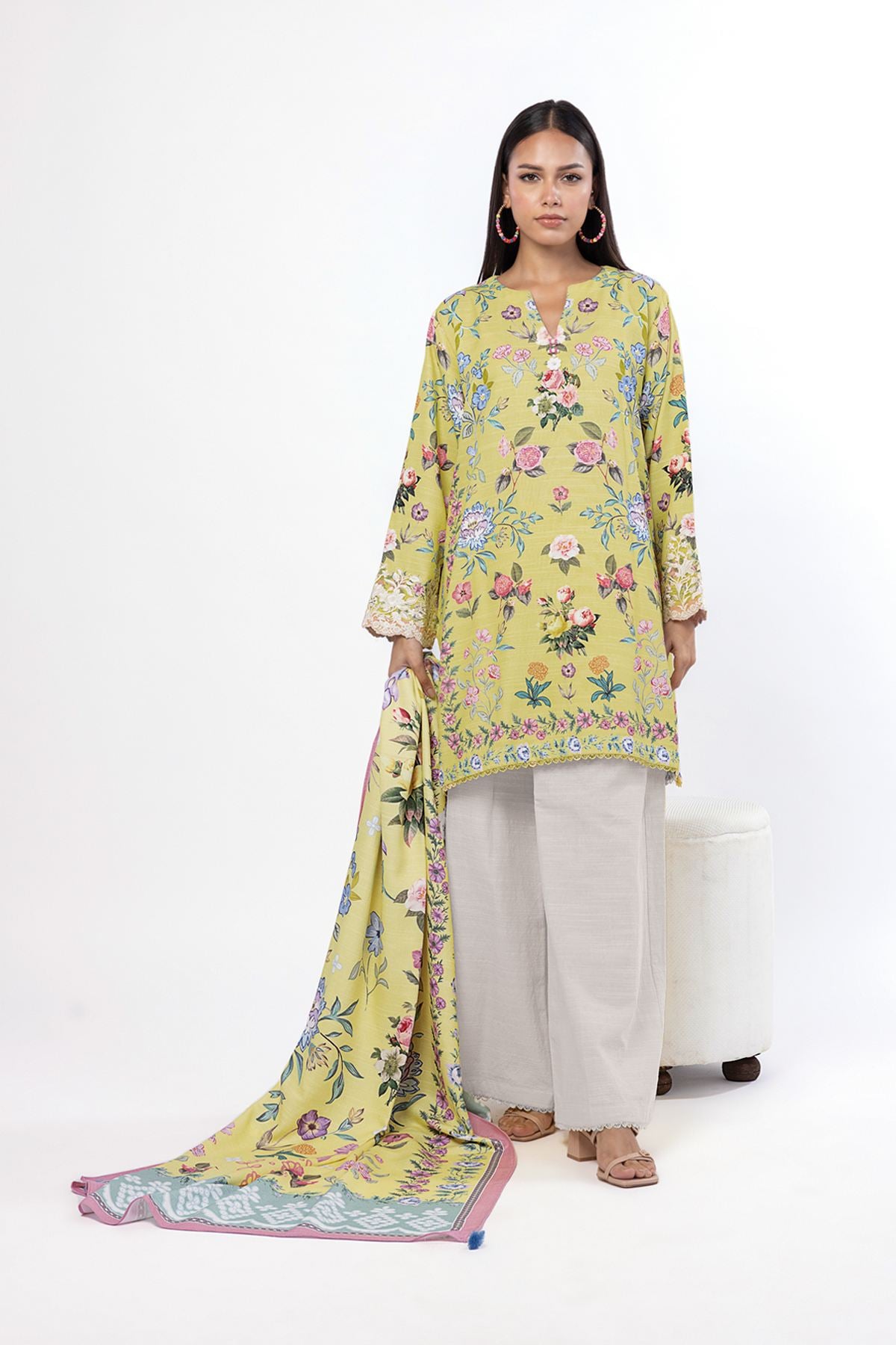 Embroidered Blended Khaddar Fabrics 3 Piece - LK08A-VG