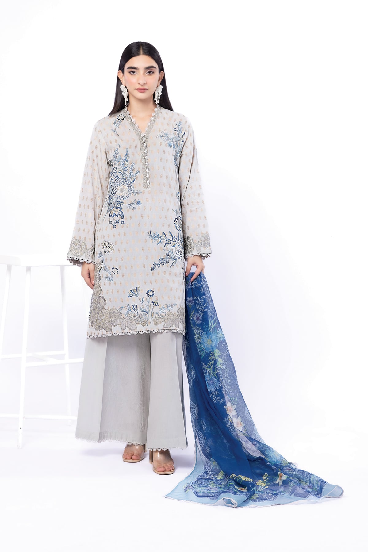 Embroidered Jacquard Tailored 3 Piece - 1-26-126-A-B-VG