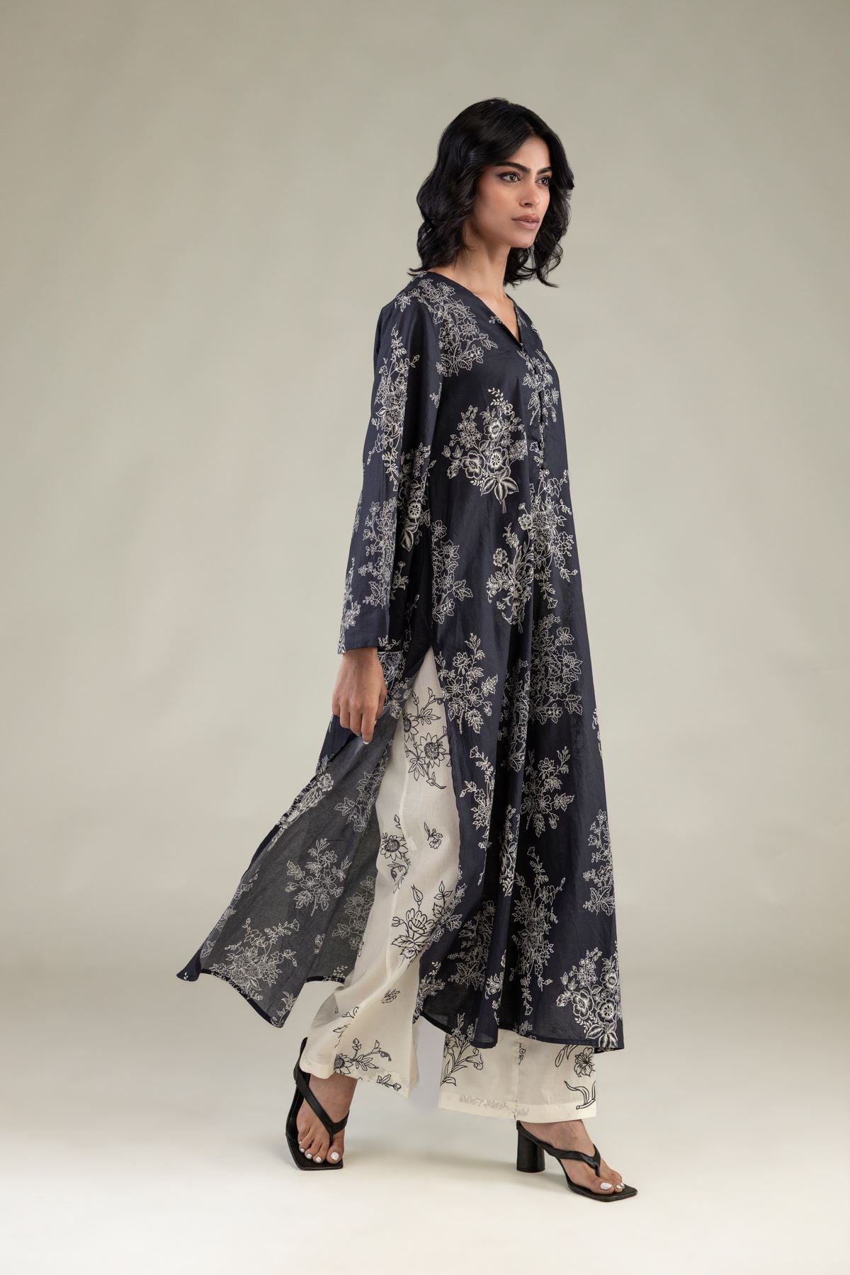 Embroidered Cambric Floral Cambric Pants - 1-26-248-B-C2-VG