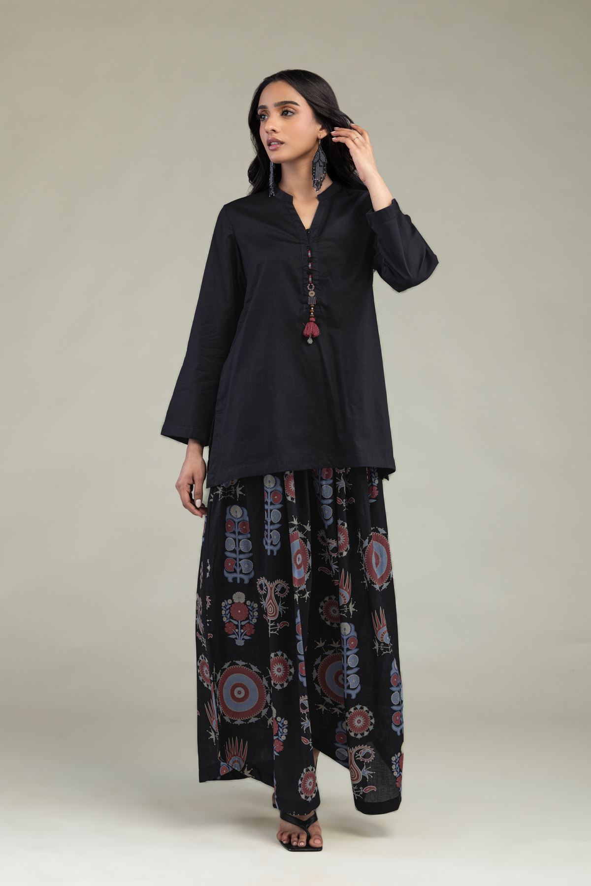 Printed Cambric Solid Black Kurta - R-1-26-114-B-C-VG