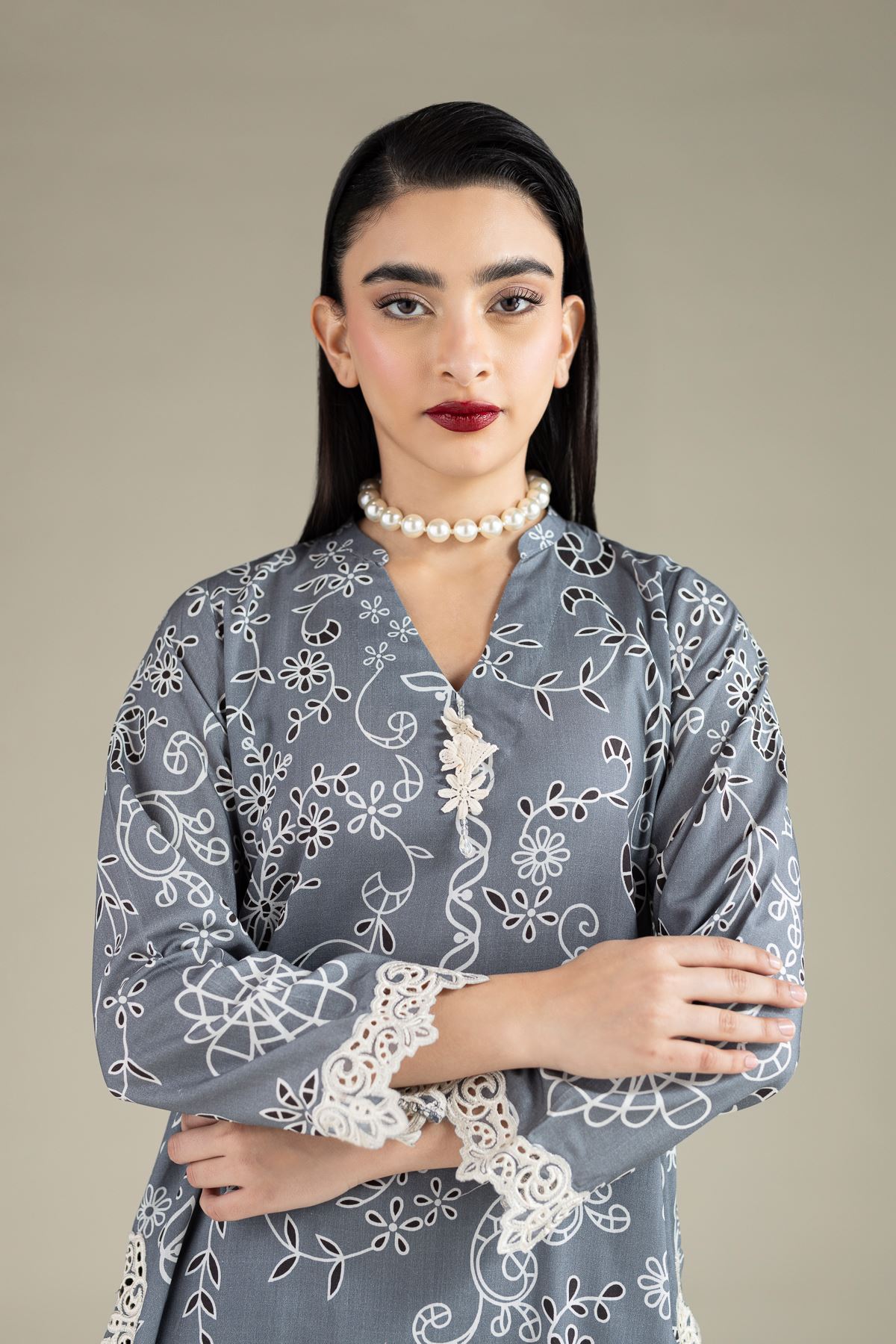Embroidered Raw Silk Kurta - 25-10-12E1-04TA-VG