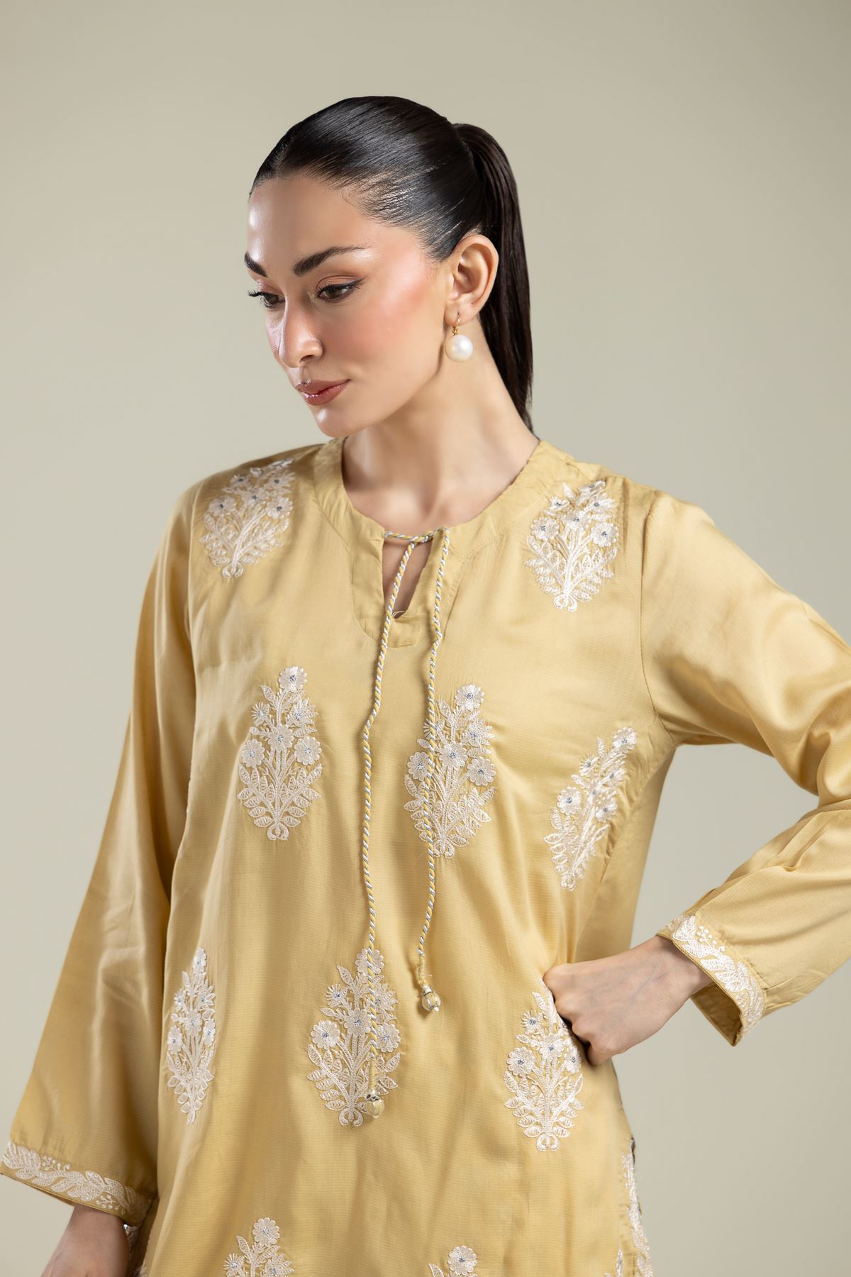 Embroidered Textured Weave Floral Embroidered Kurta - 1-26-106-A-D-VG