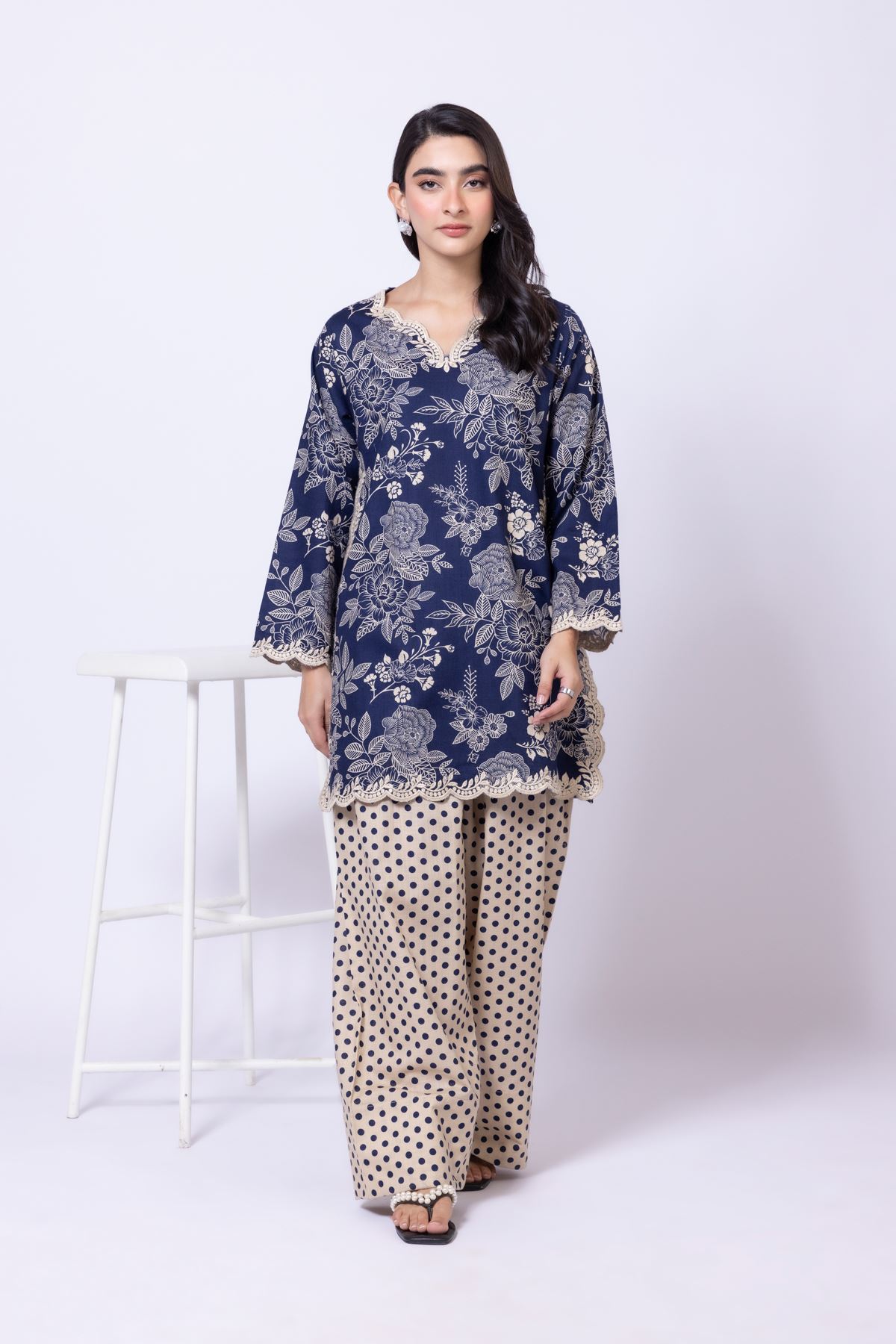 Printed Heavy Textured Cotton Shalwar - 25-08-11E15-09TB-VG