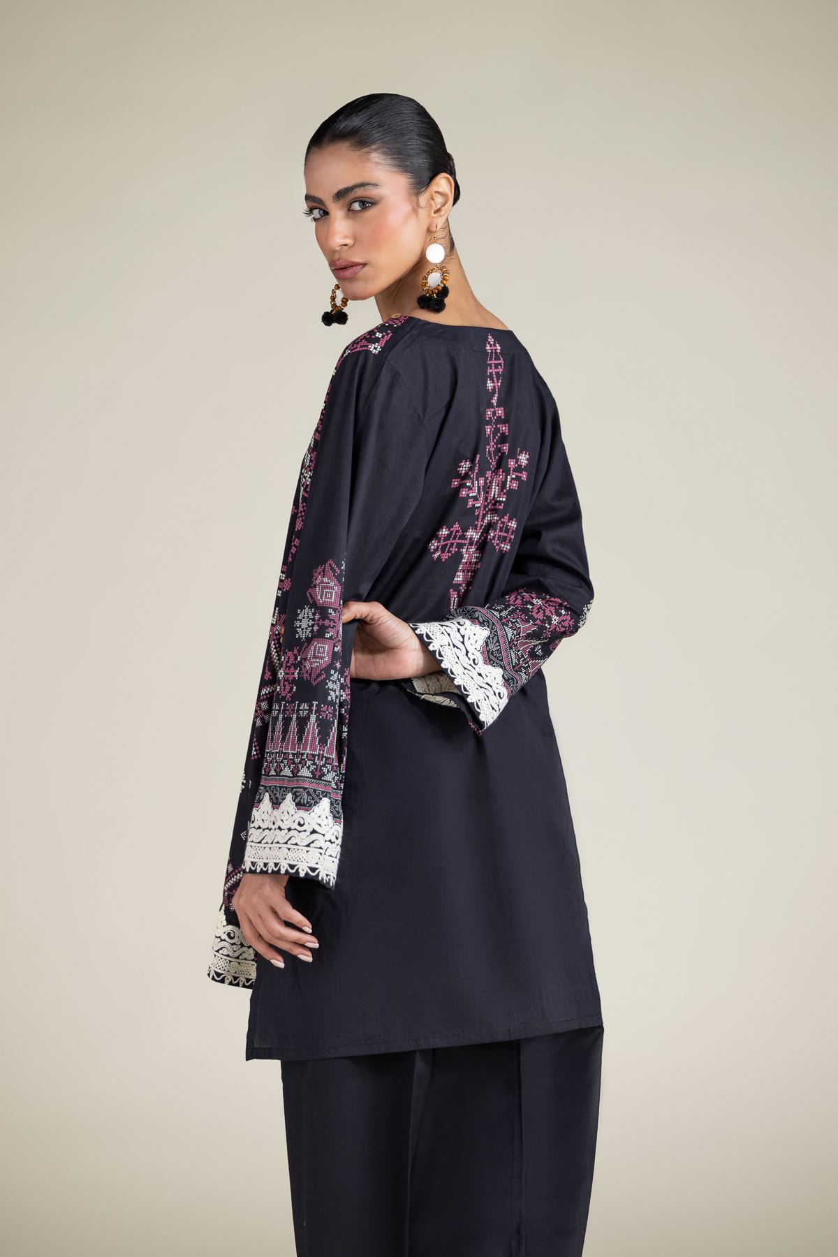 Embroidered Lawn Lawn Tailored 2-Piece - T-A11-26-108FE2-VG