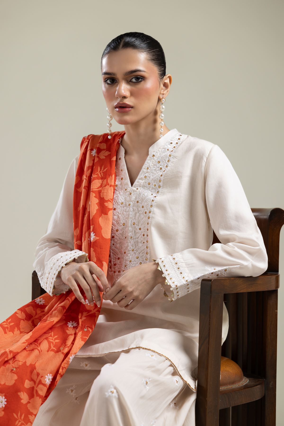 Embroidered Textured Weave Orange Floral Dupatta - 25-12-2E5-09TB-VG
