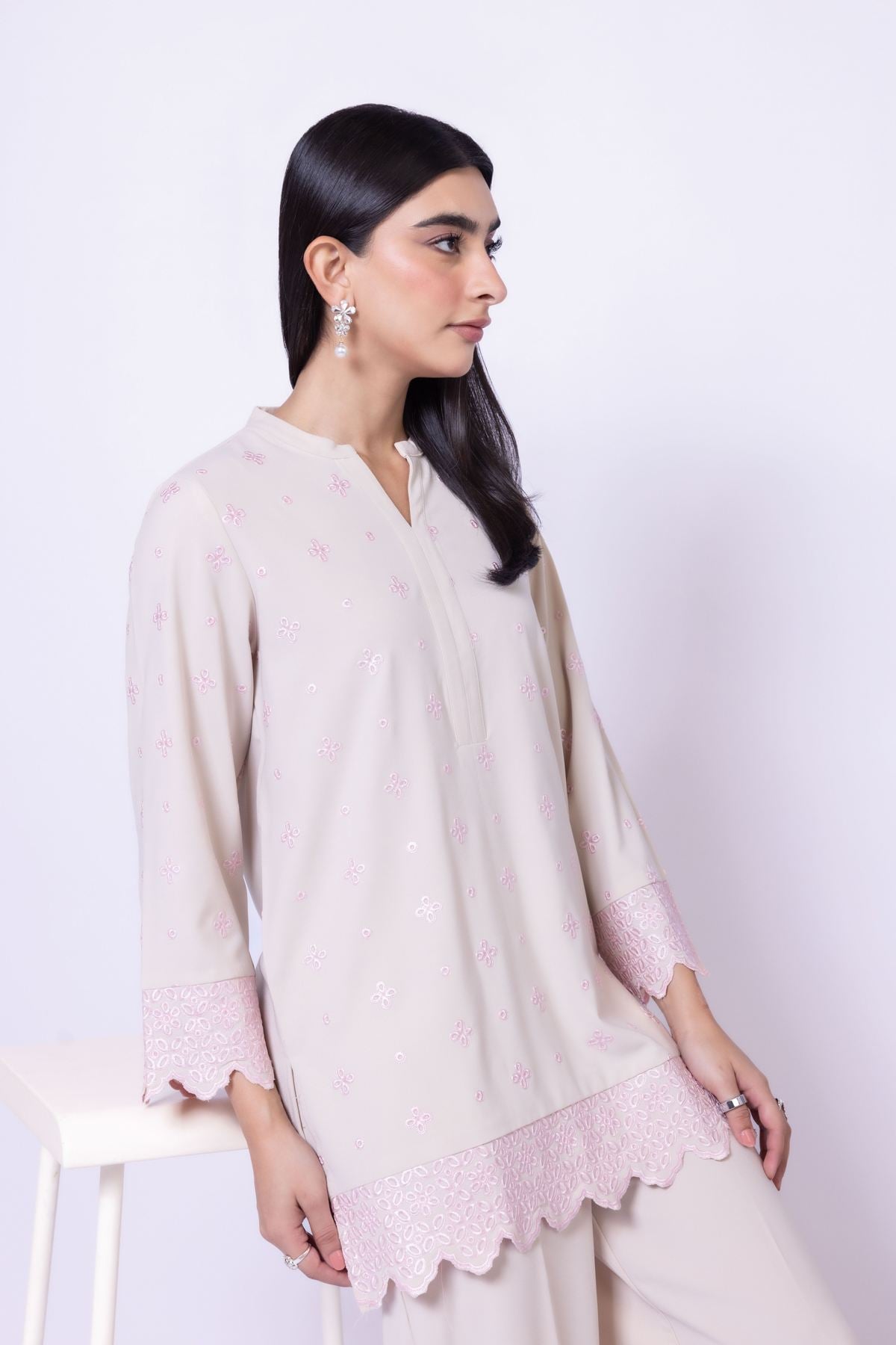 Embroidered Georgette Kurta - 25-10-11E8-11TB-VG