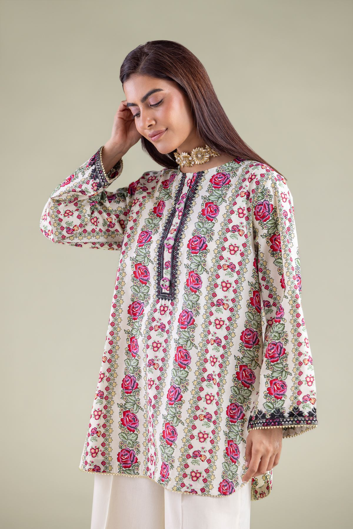 Embroidered Cambric Kurta - 1-26-104-A-B-VG