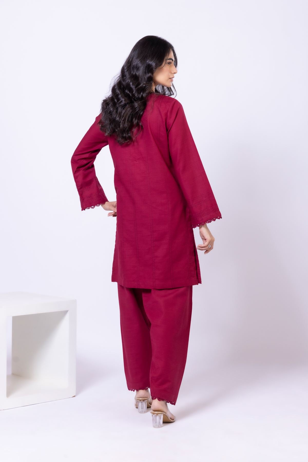 Embroidered Khaddar Kurta - 25-09-11E3-07TA-VG