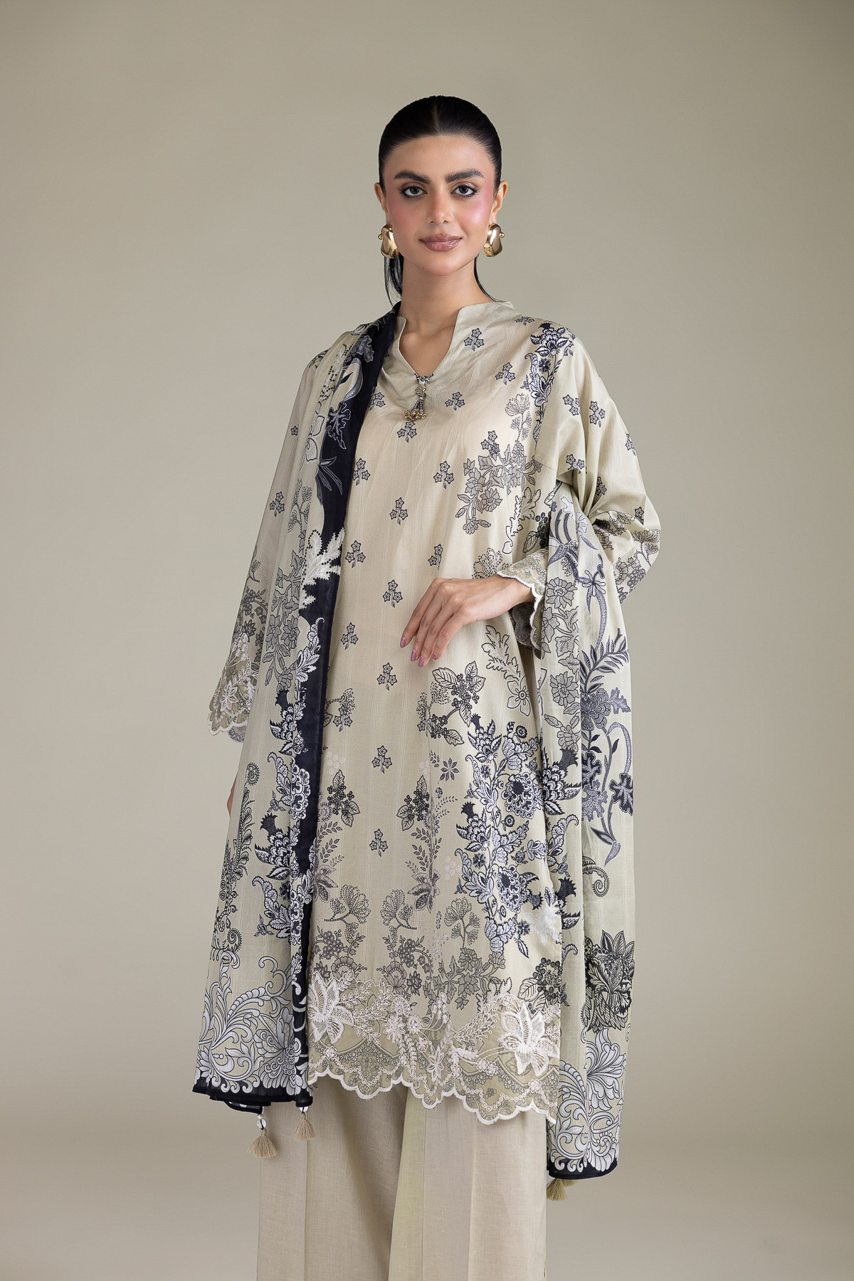 Embroidered Lawn Fabrics 3 Piece - T-A33-26-207FD1-VG