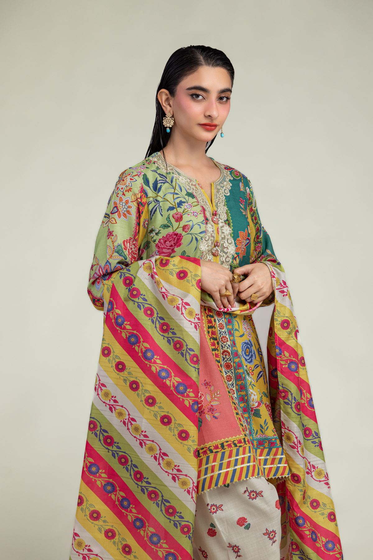 Embroidered Mesuri Mesuri Floral Dupatta - 2-26-210-A-J1-VG