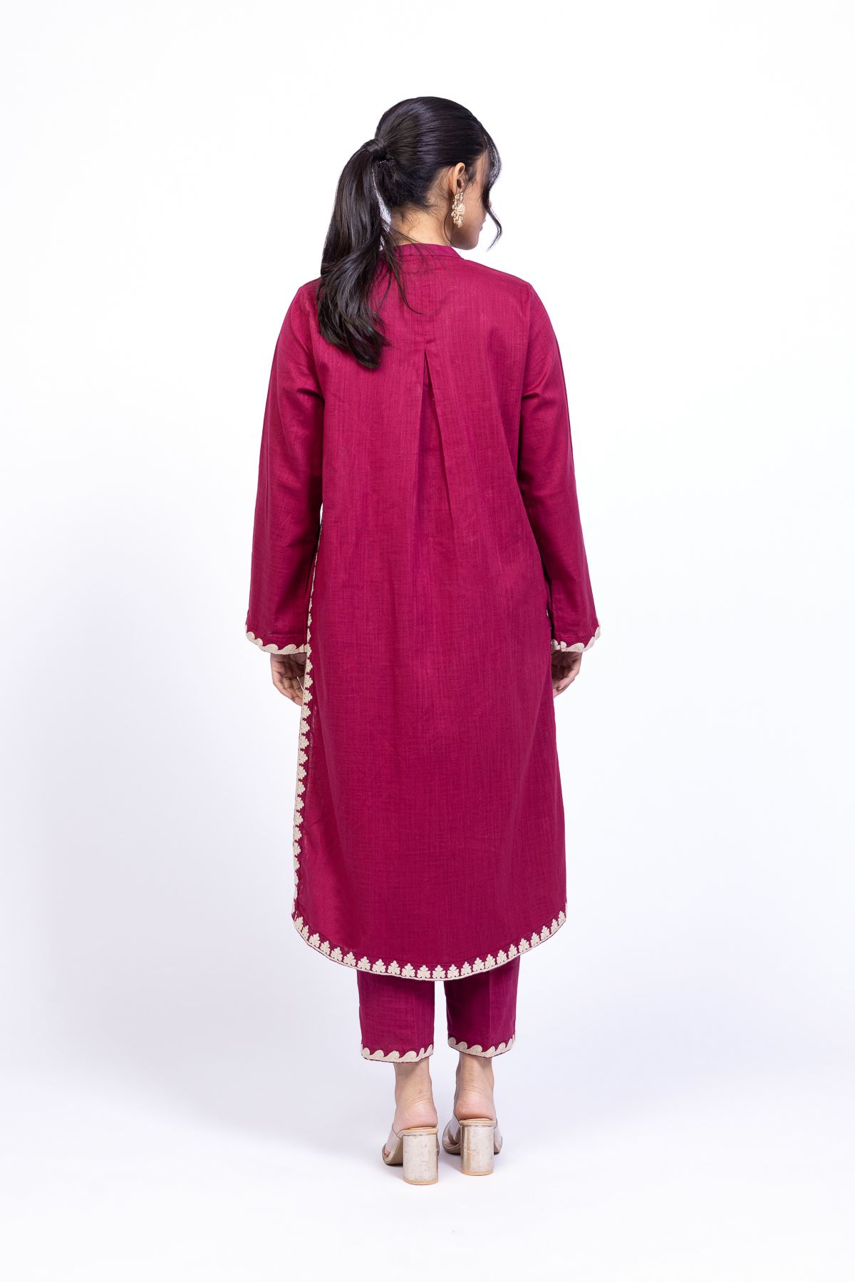 Embroidered Heavy Textured Cotton Kurta - 25-08-12E8-11TA-VG