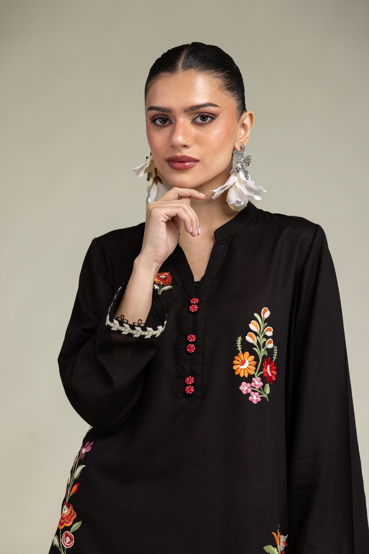 Embroidered Raw Silk Black Floral Kurta - 1-26-203-A-C1-VG