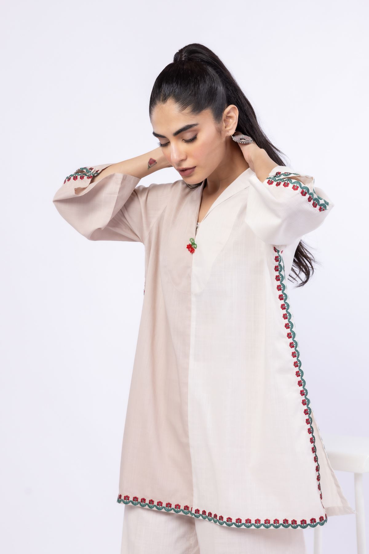 Embroidered Crosshatch Poplin Kurta - 25-08-8E5-07TA-VG