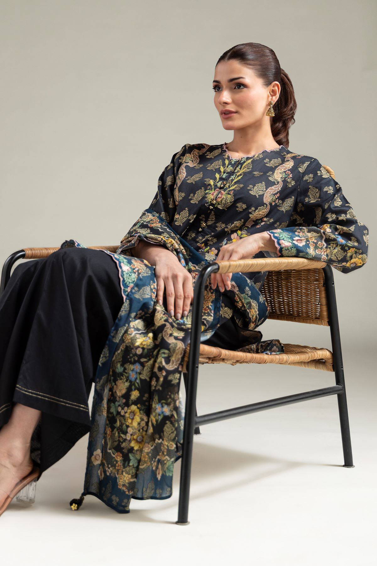 Embroidered Jacquard Black Tailored 3-Piece - 1-26-245-A-E1-VG