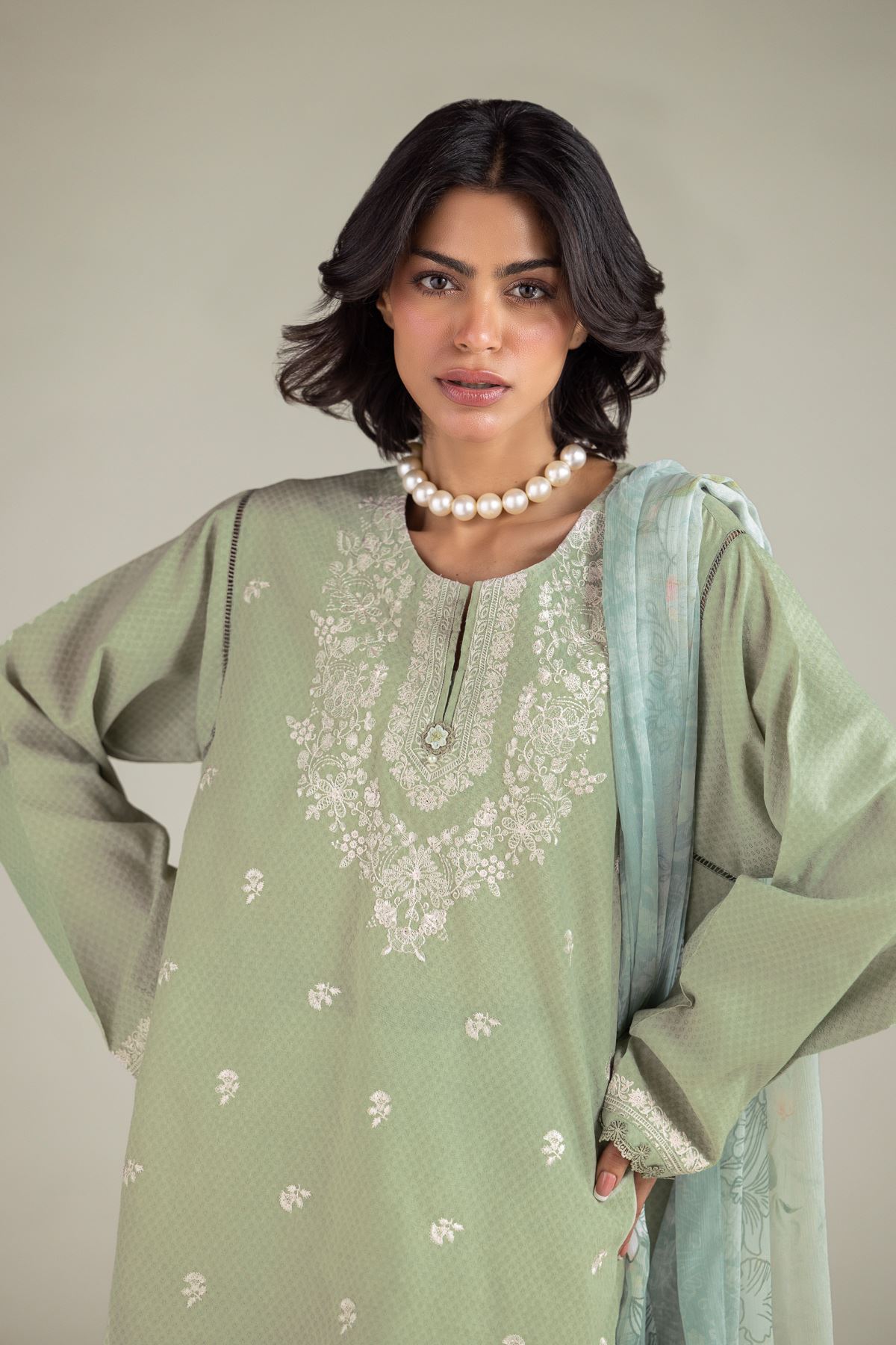 Embroidered Cotton Dobby Floral Tailored 3-Piece - 1-26-221-A-G1-VG