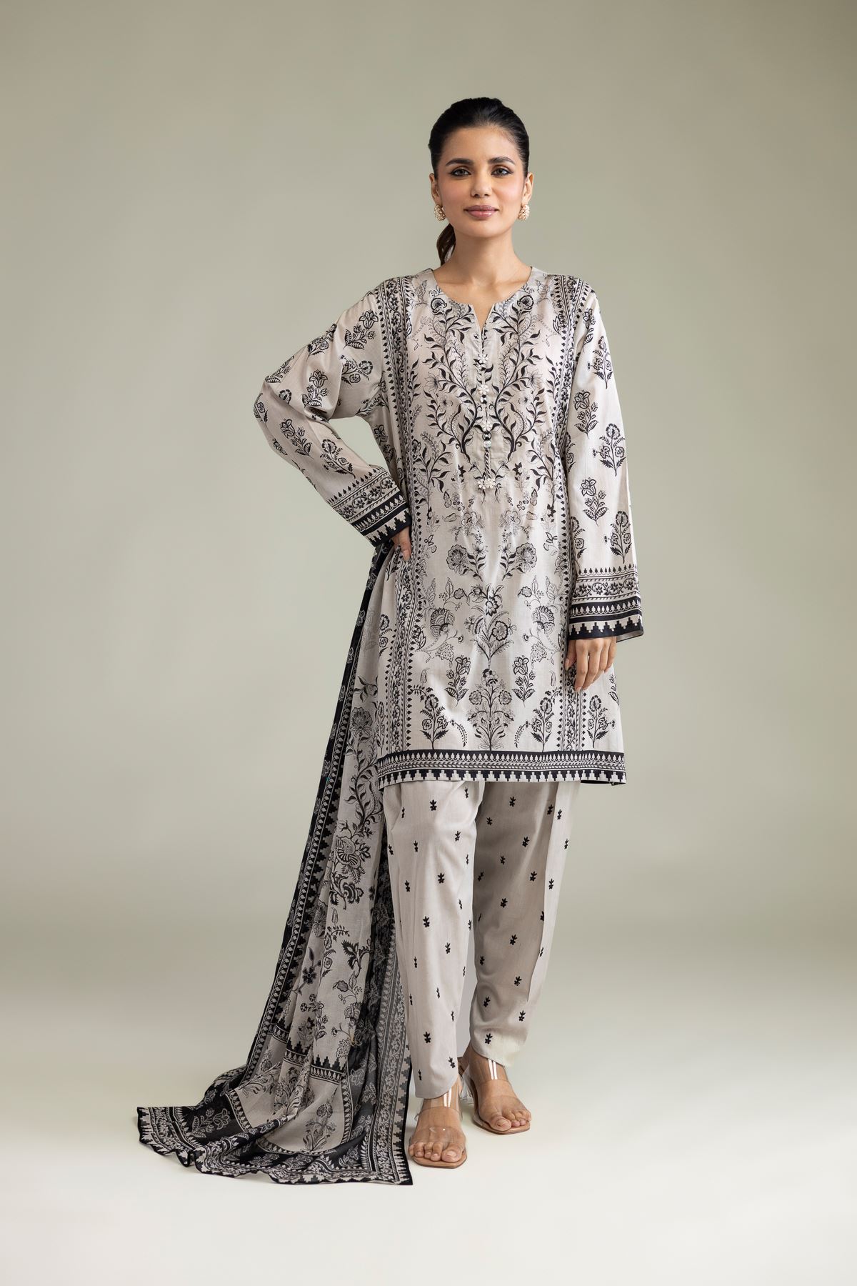 Embroidered Lawn Lawn Tailored 3-Piece - 8-26-303-A-C1-VG