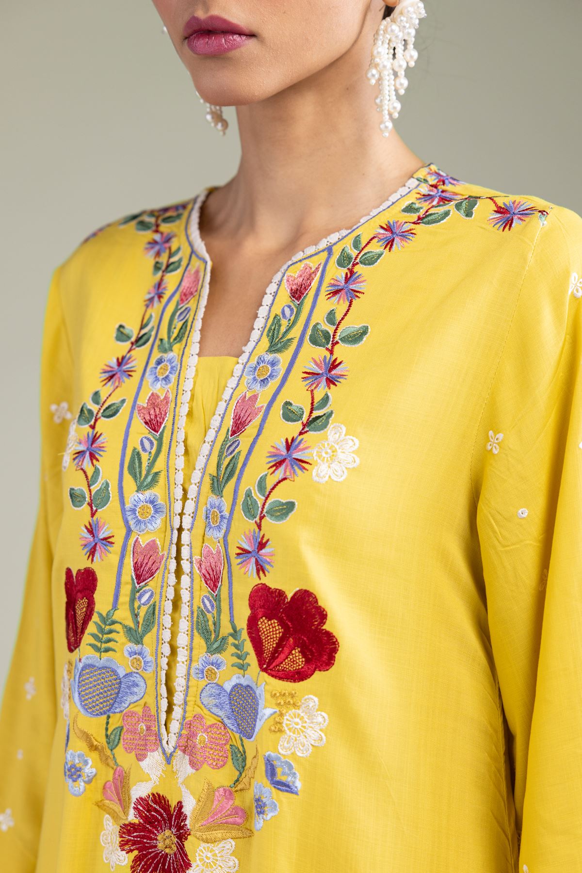 Embroidered Raw Silk Floral Silk Kurta - 1-26-206-A-H1-VG