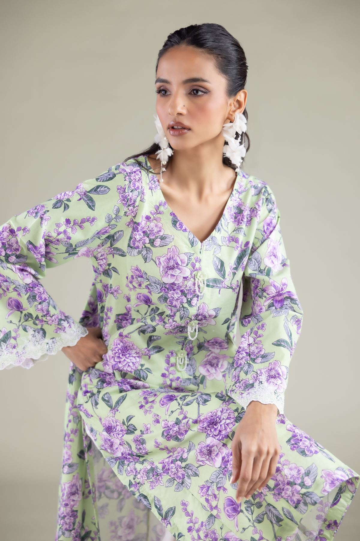 Embroidered Cambric Floral V-Neck Kurta - 1-26-129-A-D-VG
