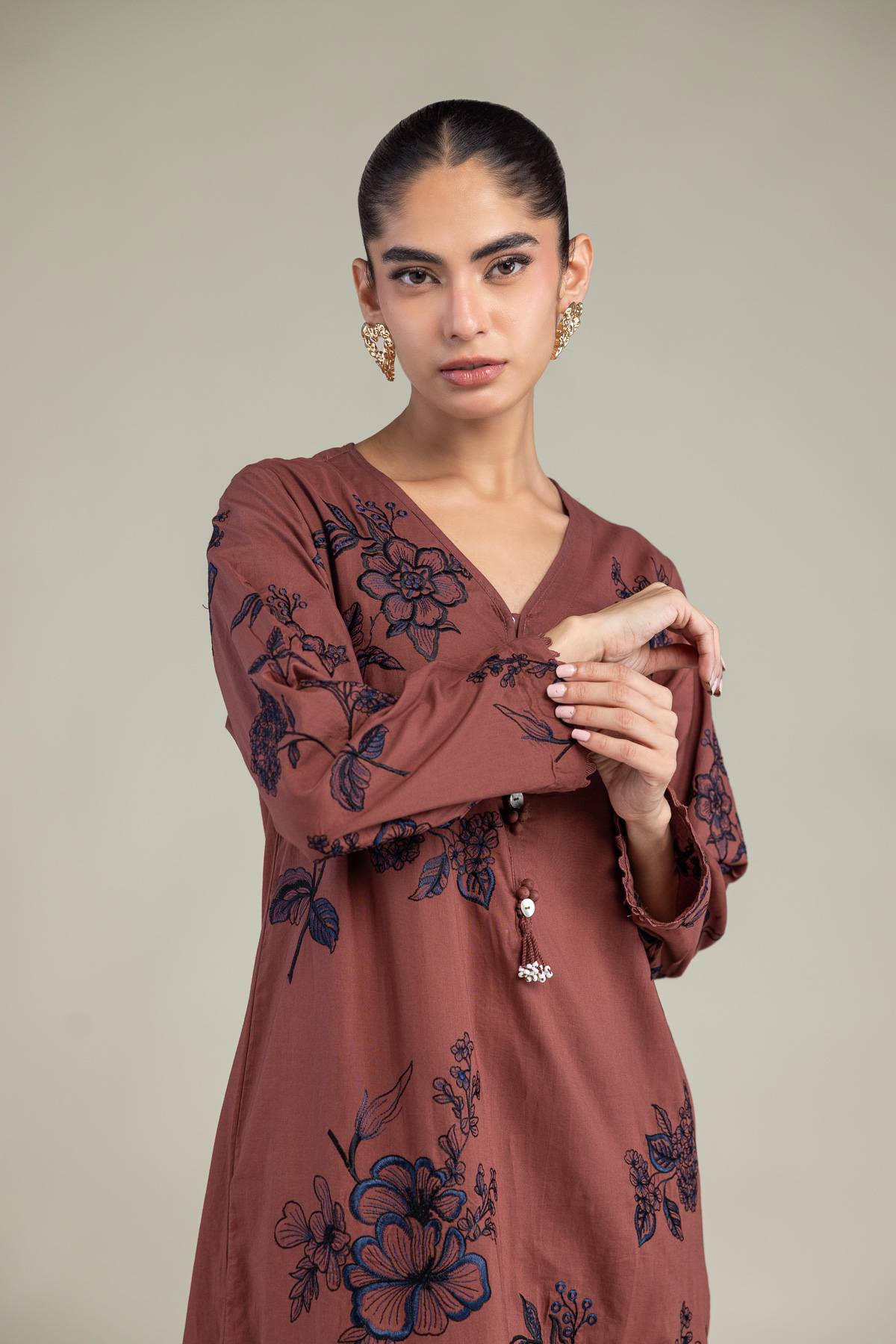 Embroidered Cambric Cambric Floral Kurta - A22-26-214FH1-VG