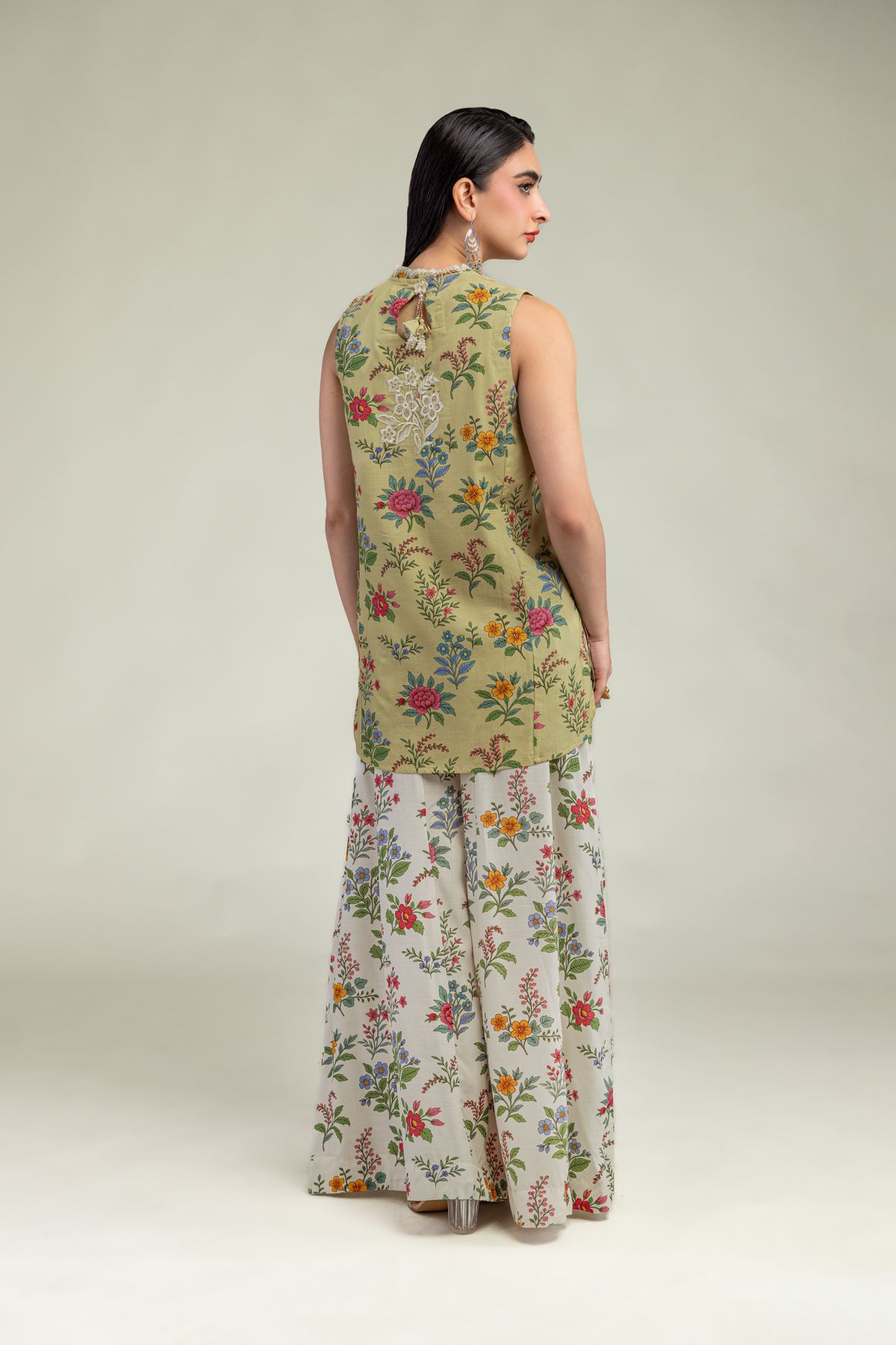 Embroidered Raw Silk Silk Sleeveless Kurta - 1-26-245-A-D2-VG