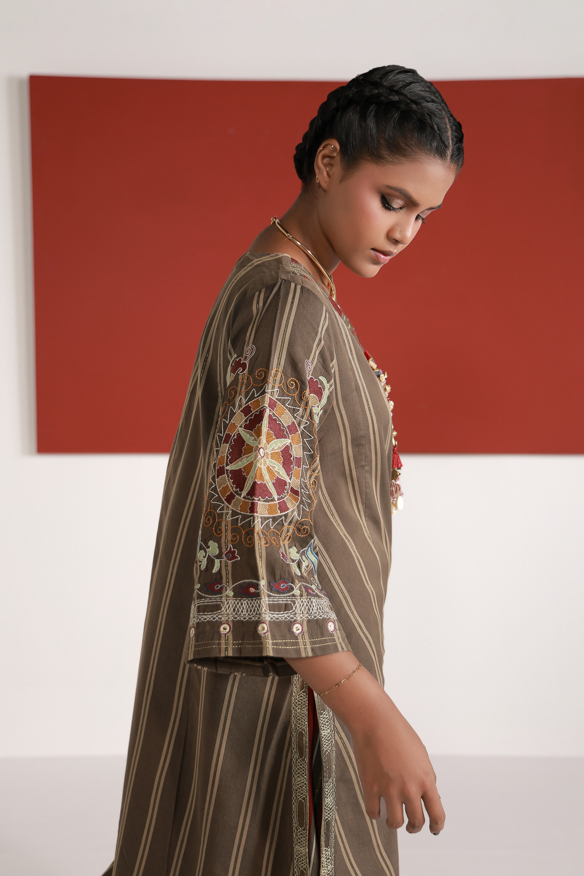 Yarn Dyed Embroidered Handwoven Kurta - 2-26-202-A-D-VG