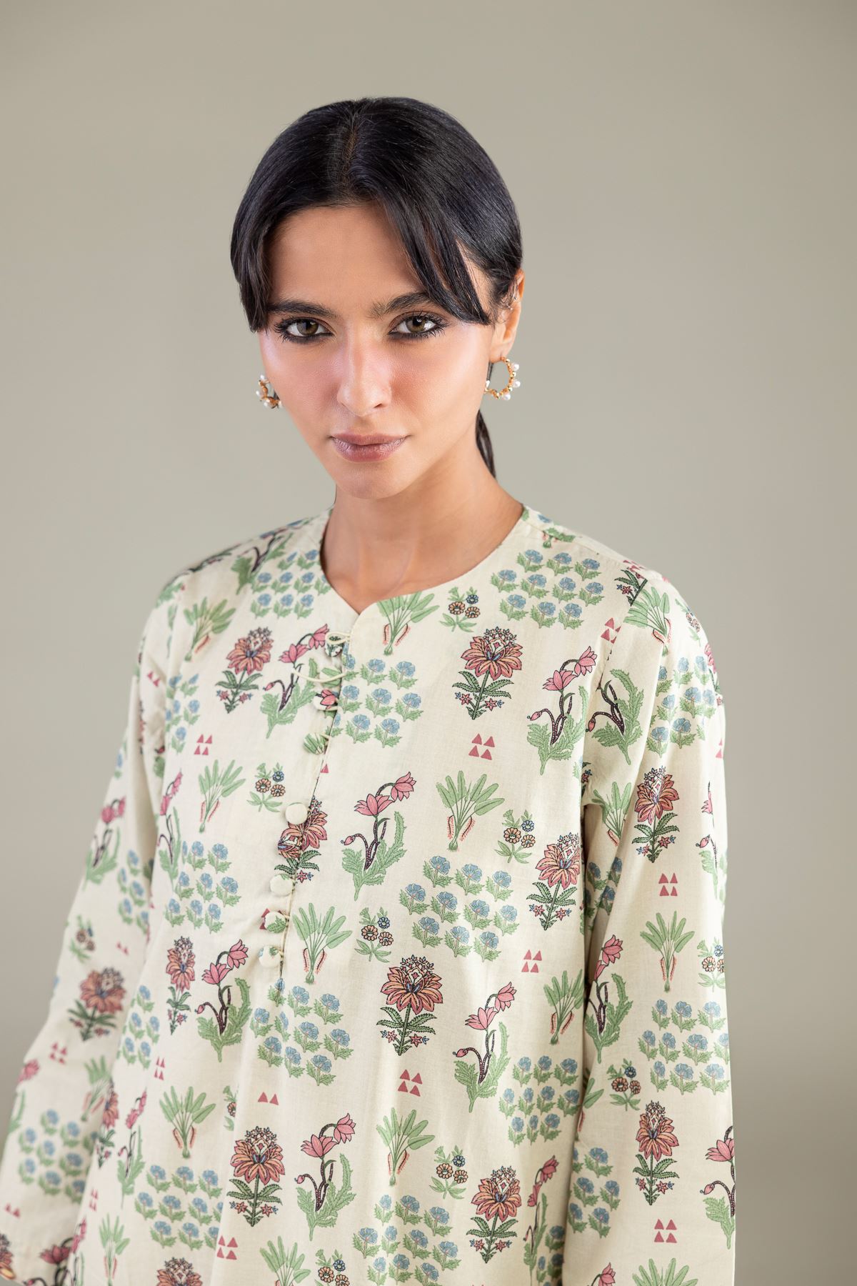 Cambric Floral Cambric Kurta - 6-26-202-A-E1-VG