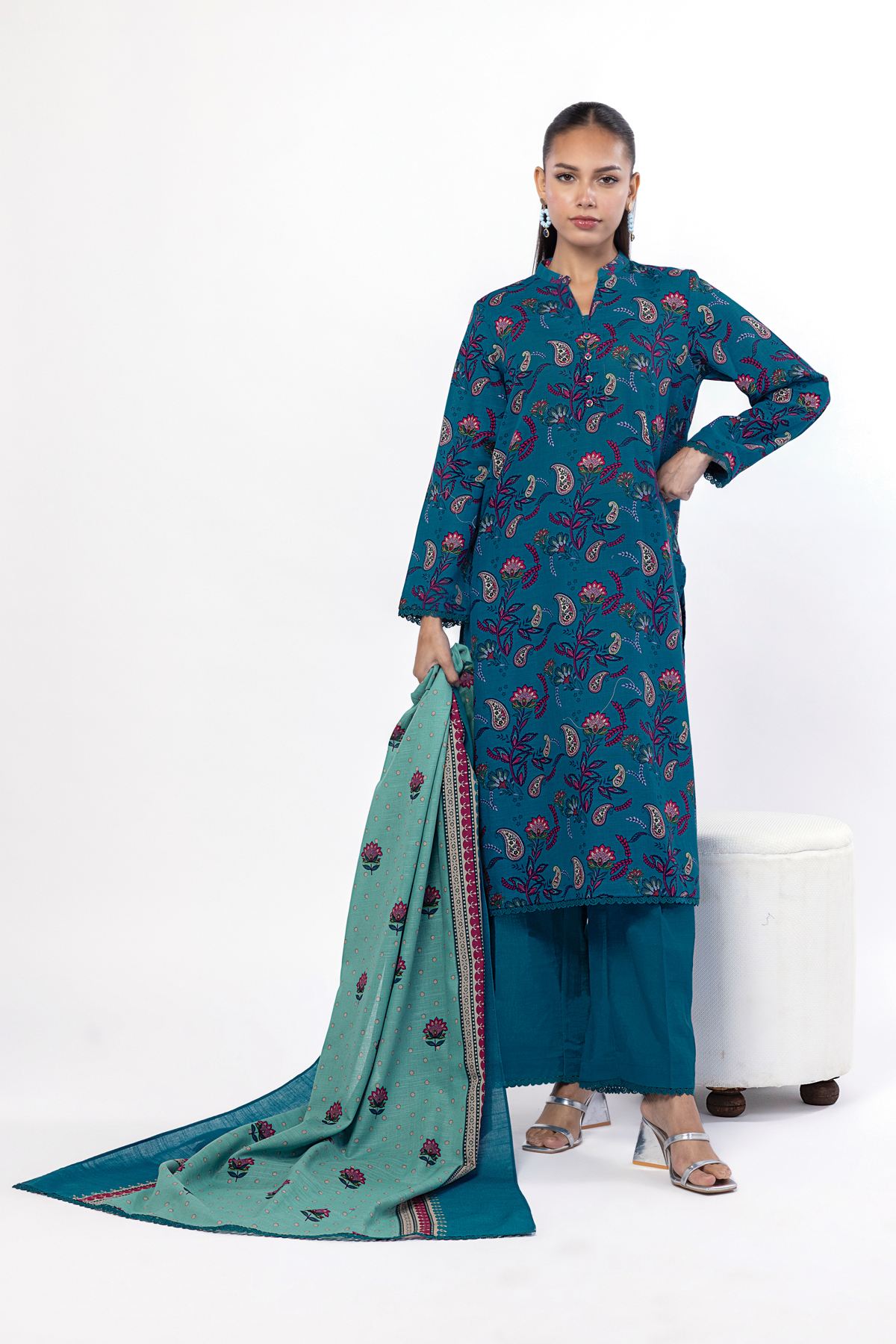 Printed Khaddar Fabrics 3 Piece - KW34A-VG