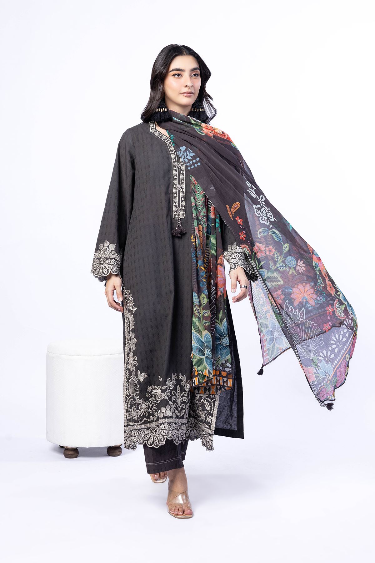 Embroidered Cotton Dobby Tailored 3 Piece - T-A22-26-108FI-VG