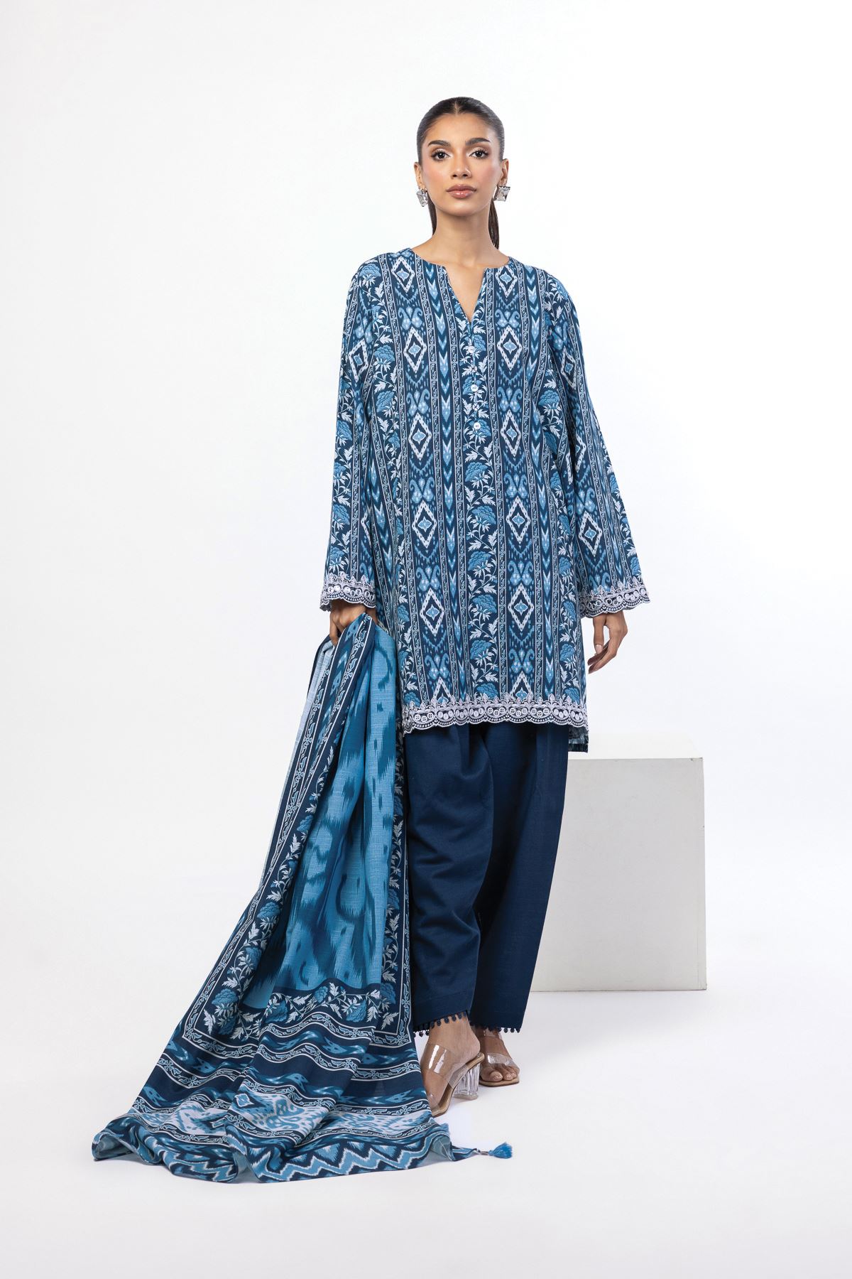 Embroidered Khaddar Fabrics 3 Piece - KN58A-VG