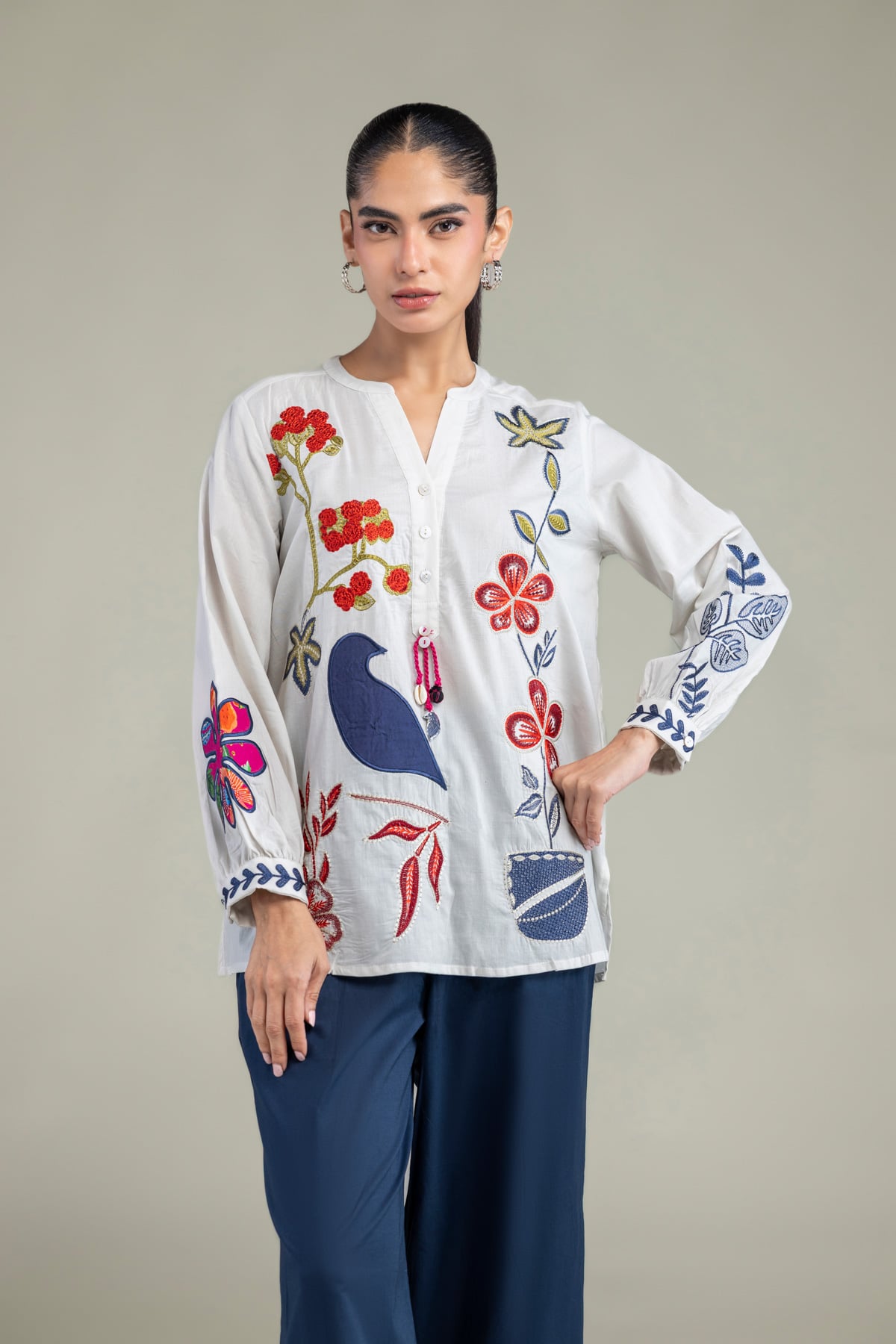 Embroidered Cambric Floral Cambric Blouse - 1-26-102-A-F-VG