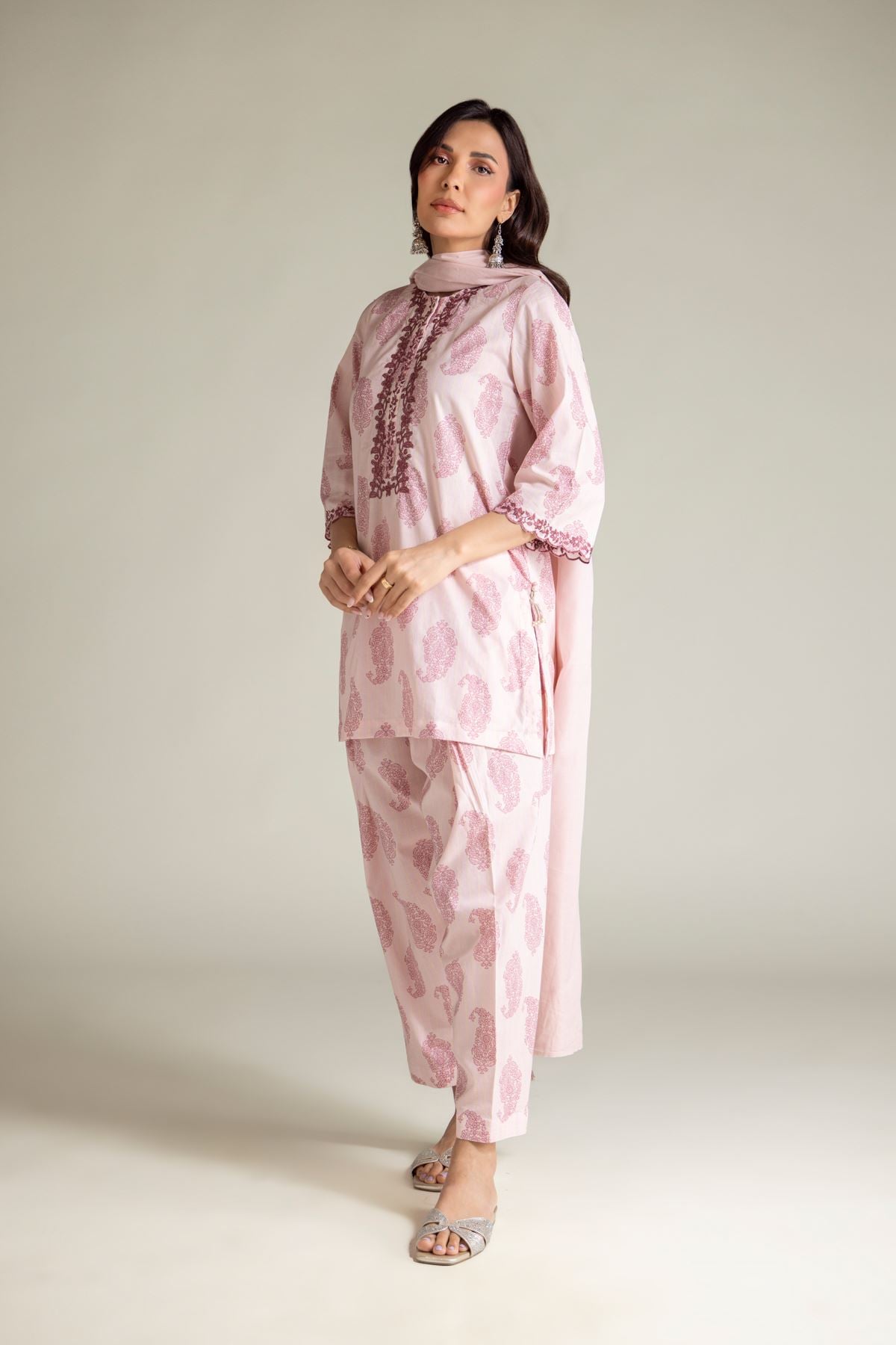 Embroidered Cambric Paisley Pink Shalwar - 26-01-3E2-09TA-VG