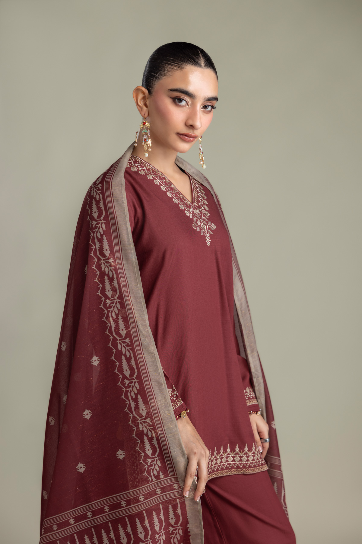 Embroidered Mesuri Maroon Mesuri Dupatta - 2-26-202-A-D-VG