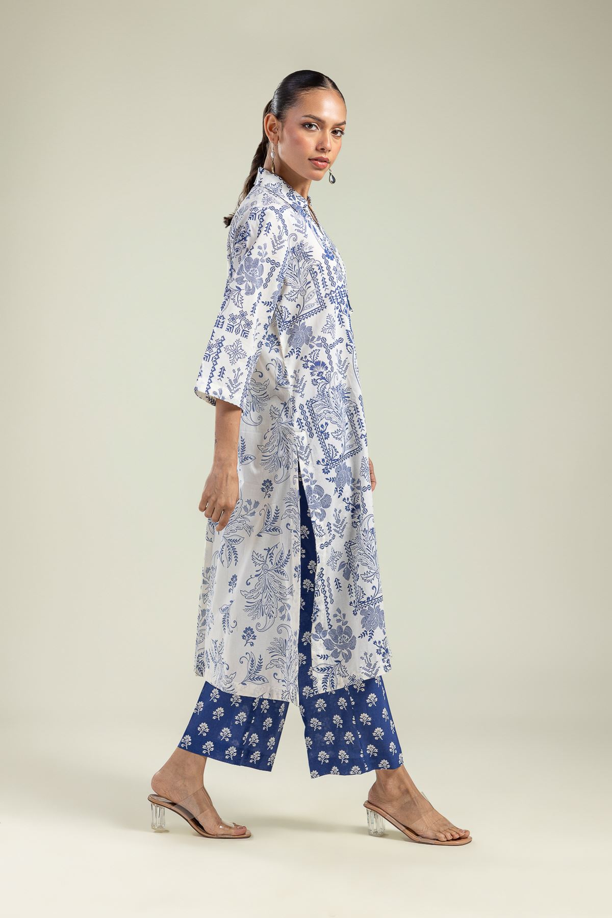 Printed Cambric Floral Cambric Kurta - 1-26-201-A-A-VG