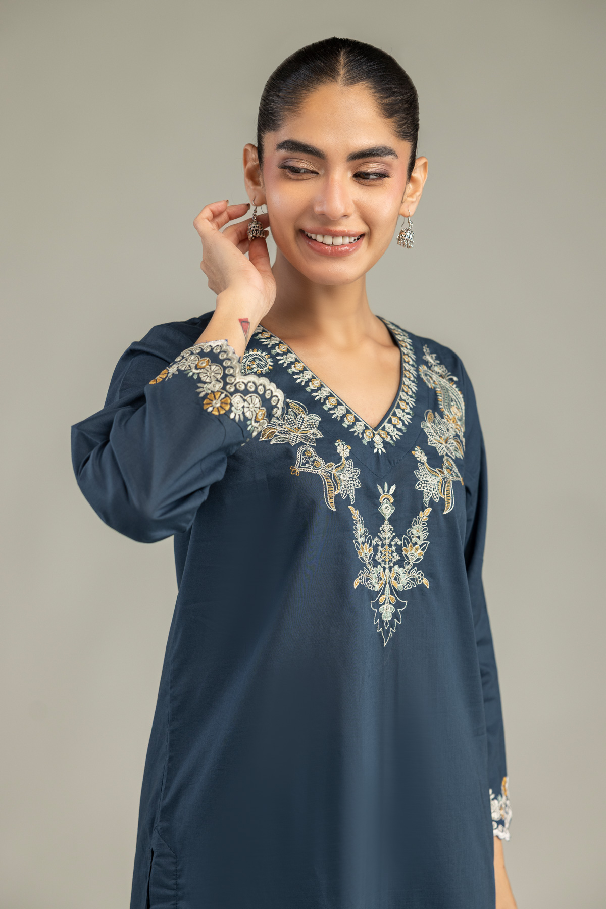 Embroidered Cambric Short Navy Kurta - 1-26-102-A-F-VG