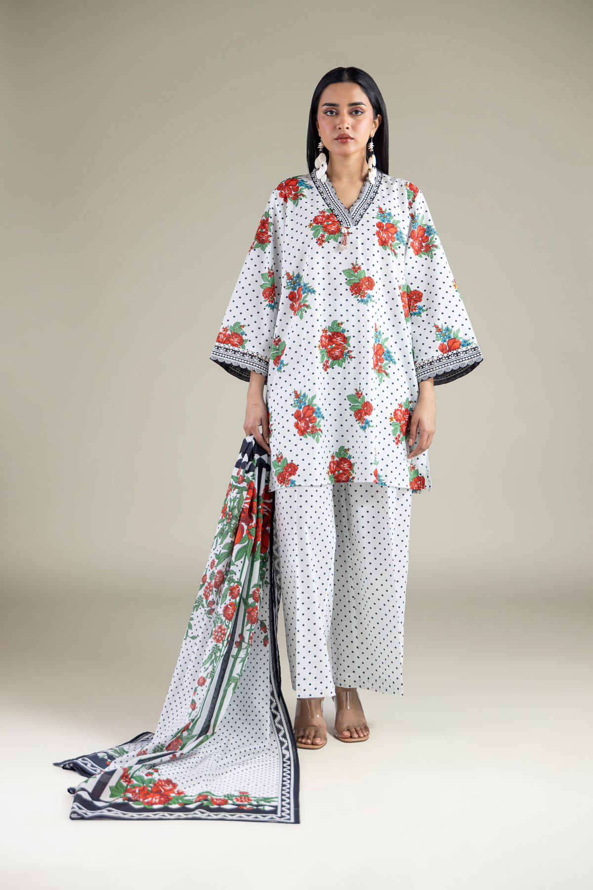 Embroidered Lawn Fabrics 3 Piece - B1-2-26-106-A-C-VG