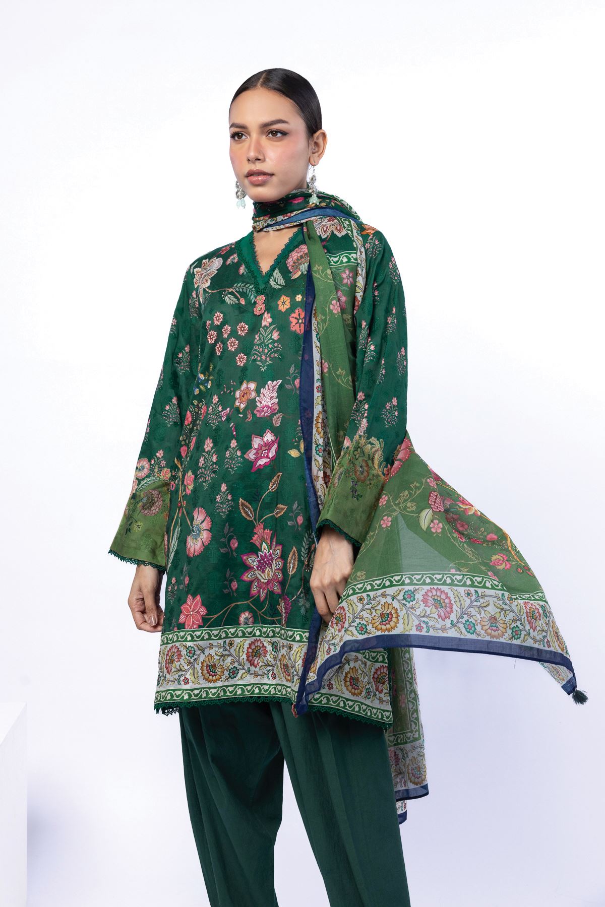 Printed Broshia Fabrics 3 Piece - A113-26-111EE1-VG